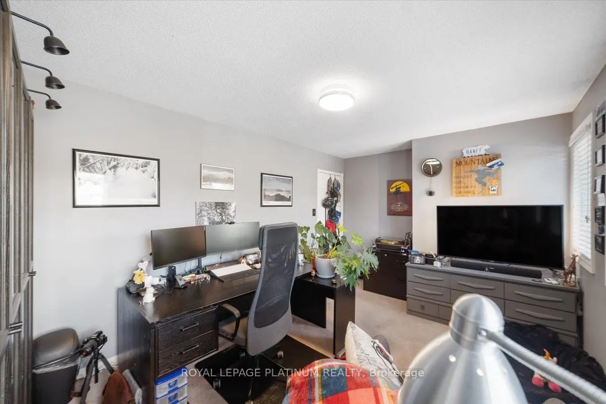 77 Lord Simcoe Drive