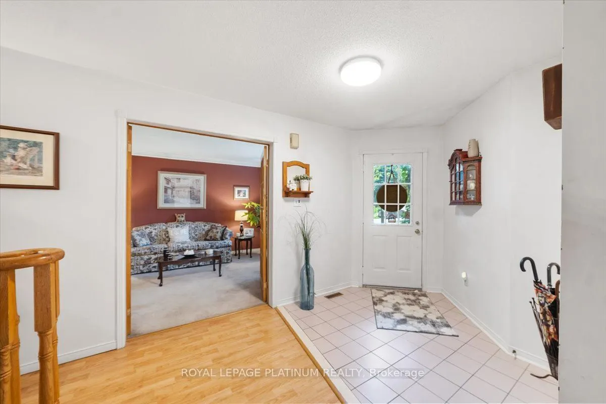 77 Lord Simcoe Drive