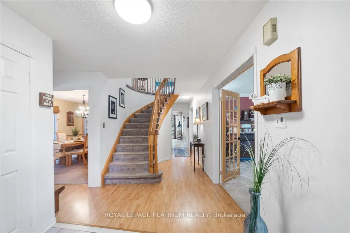 77 Lord Simcoe Drive