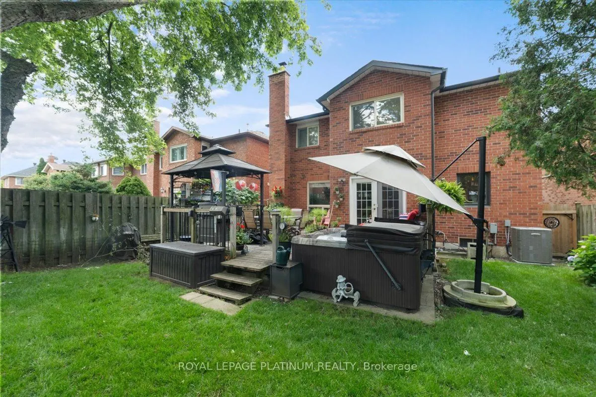 77 Lord Simcoe Drive