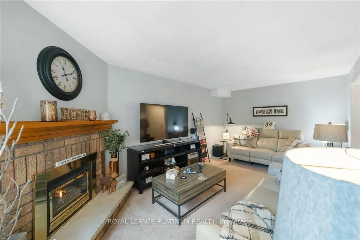 77 Lord Simcoe Drive