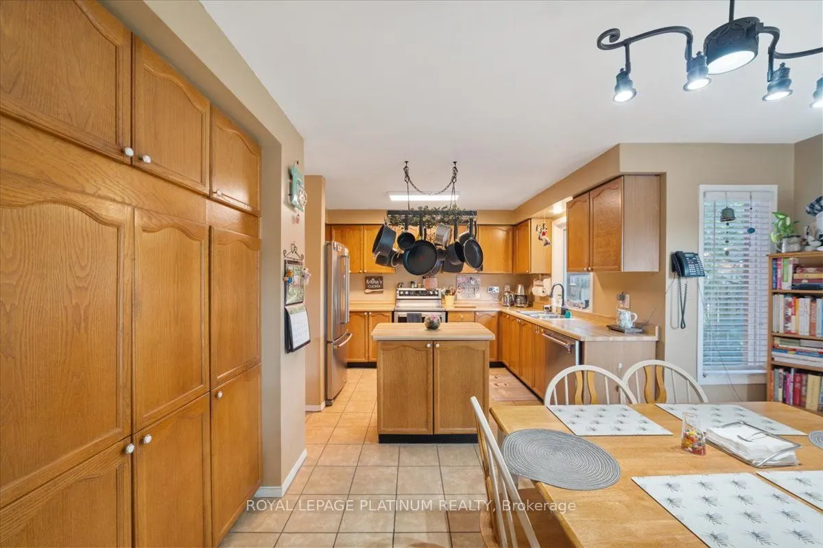 77 Lord Simcoe Drive