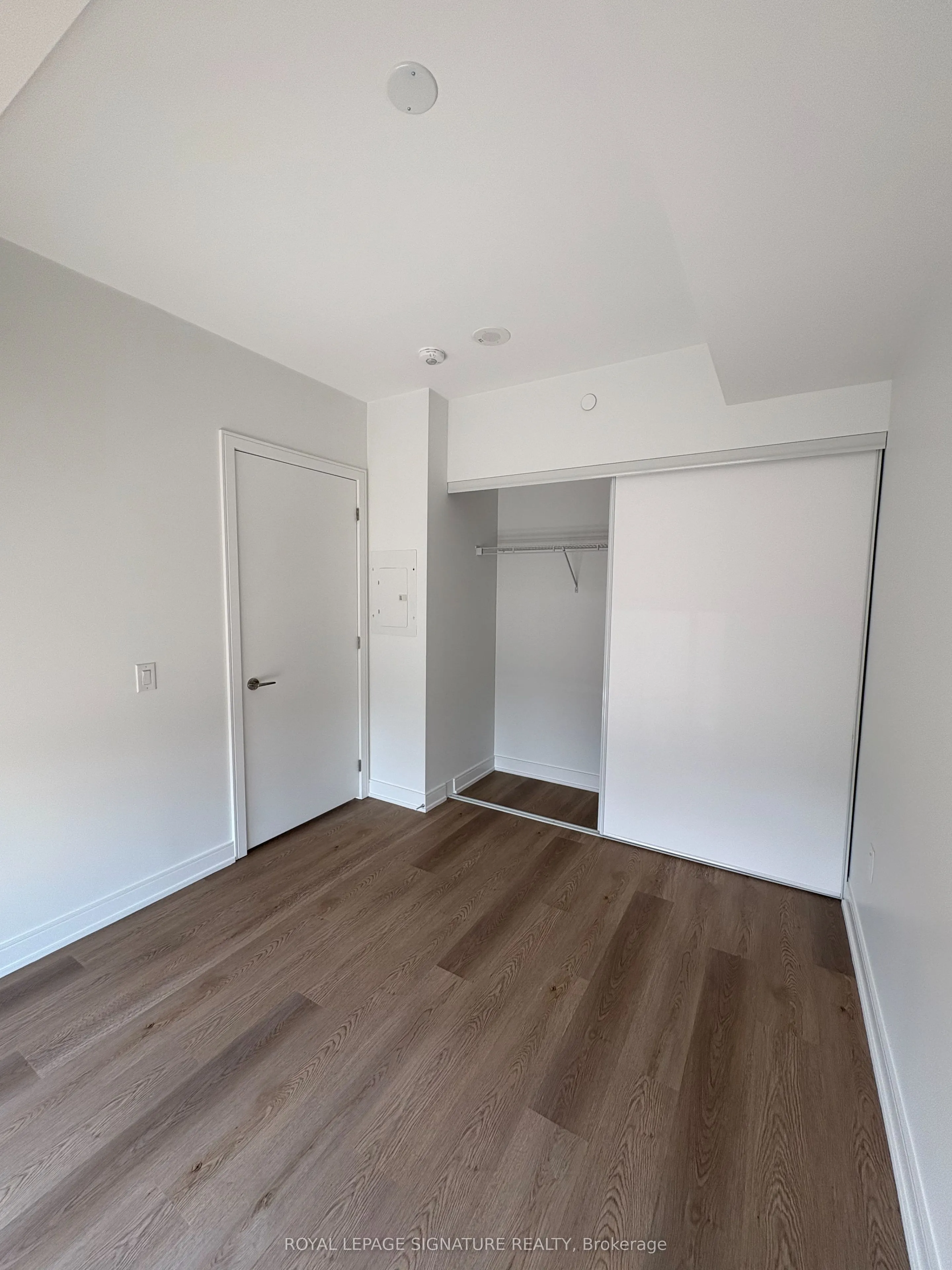 3009 Novar Road, #513