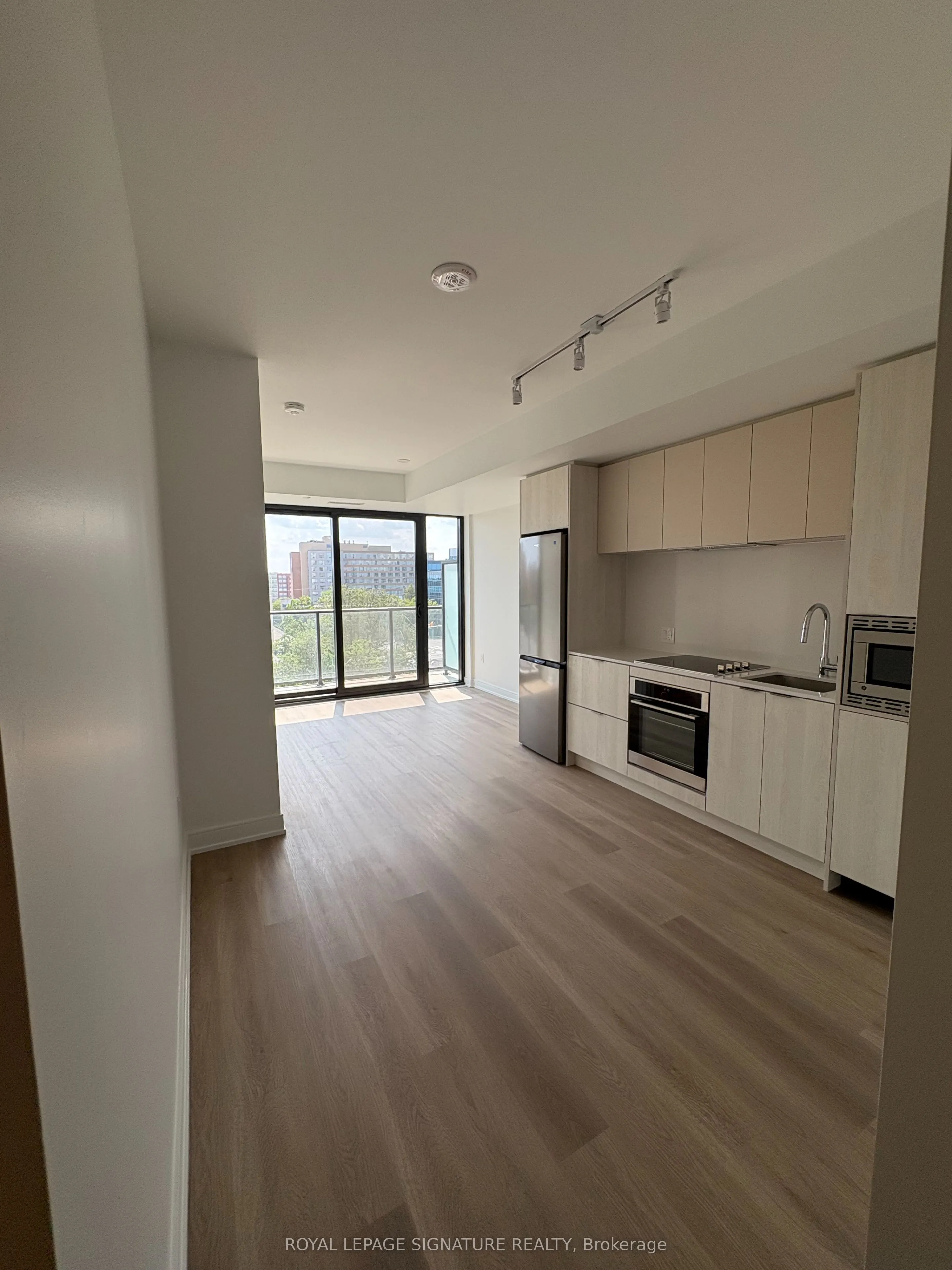 3009 Novar Road, #513