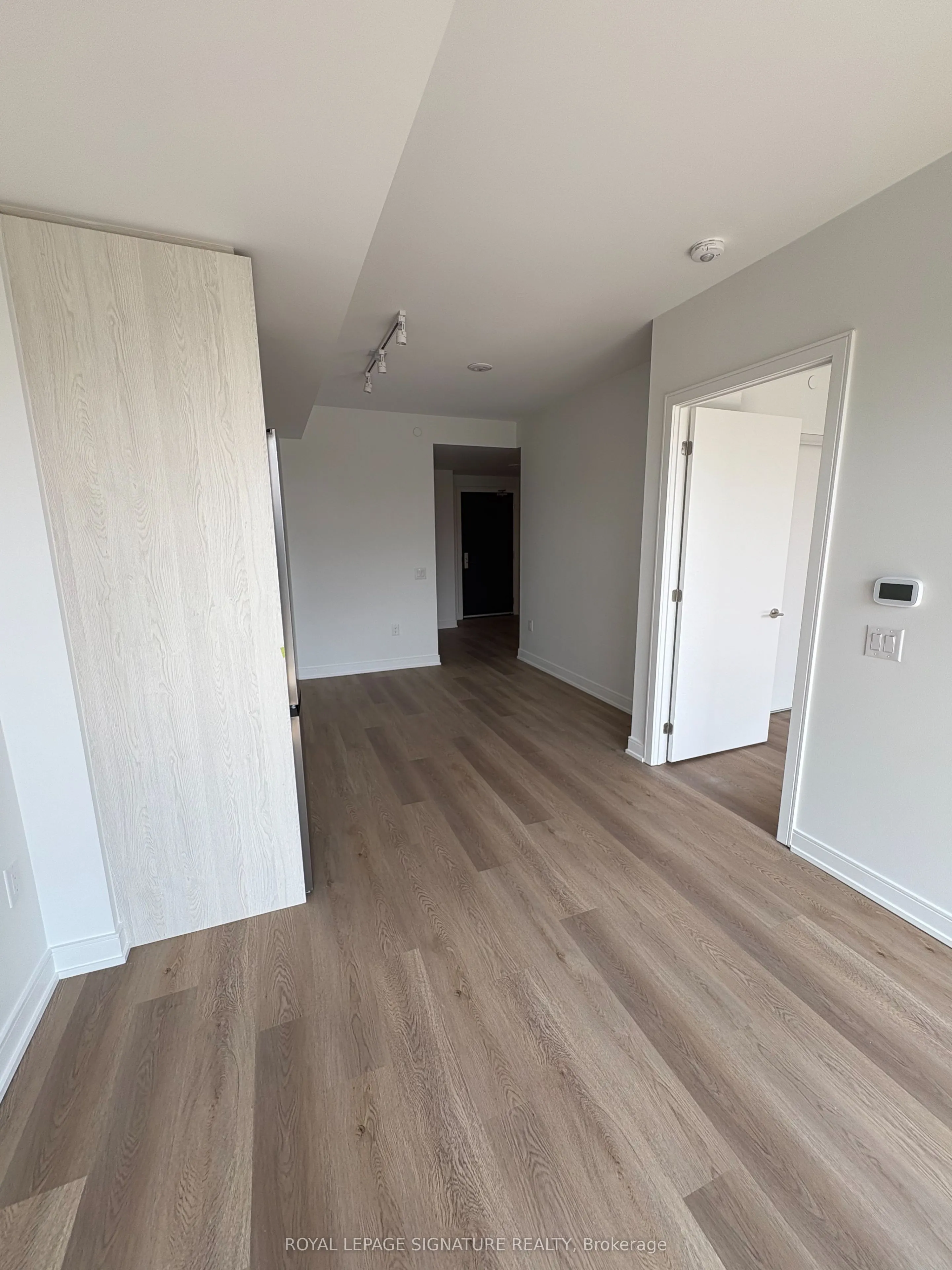 3009 Novar Road, #513