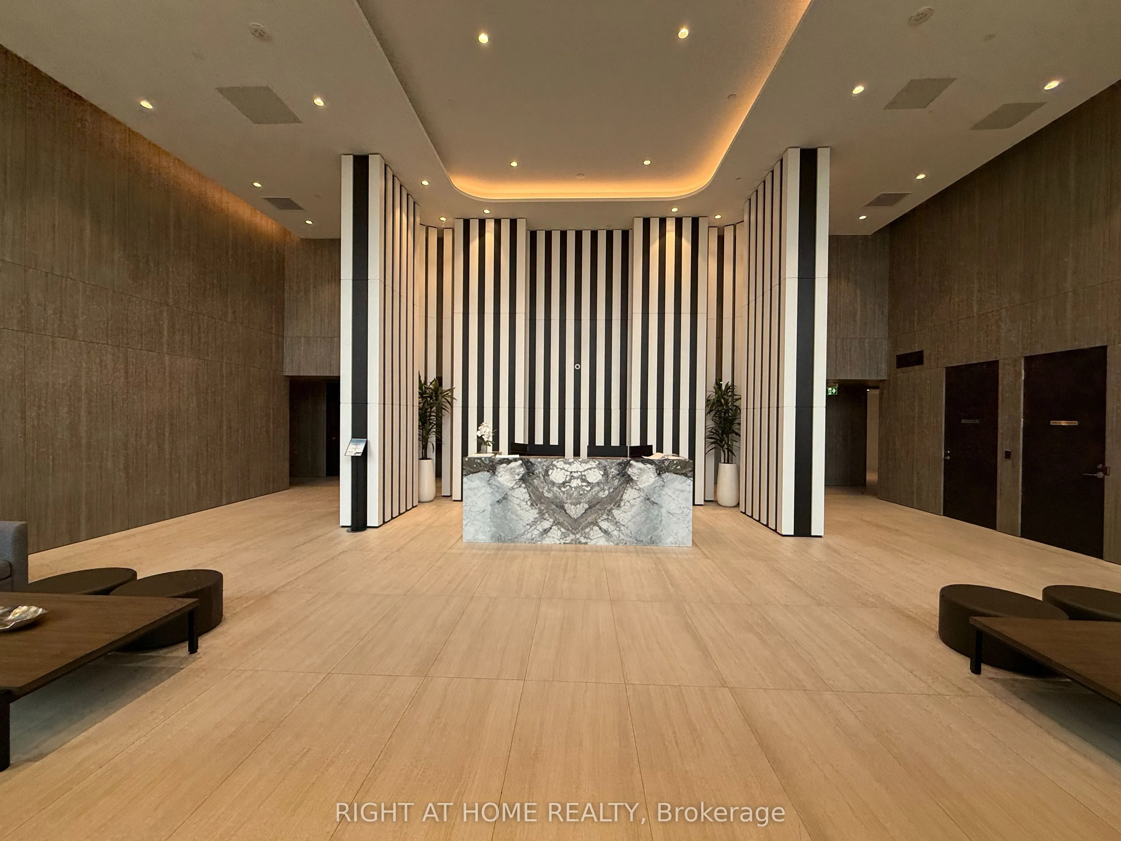 220 Missinnihe Way, #1408