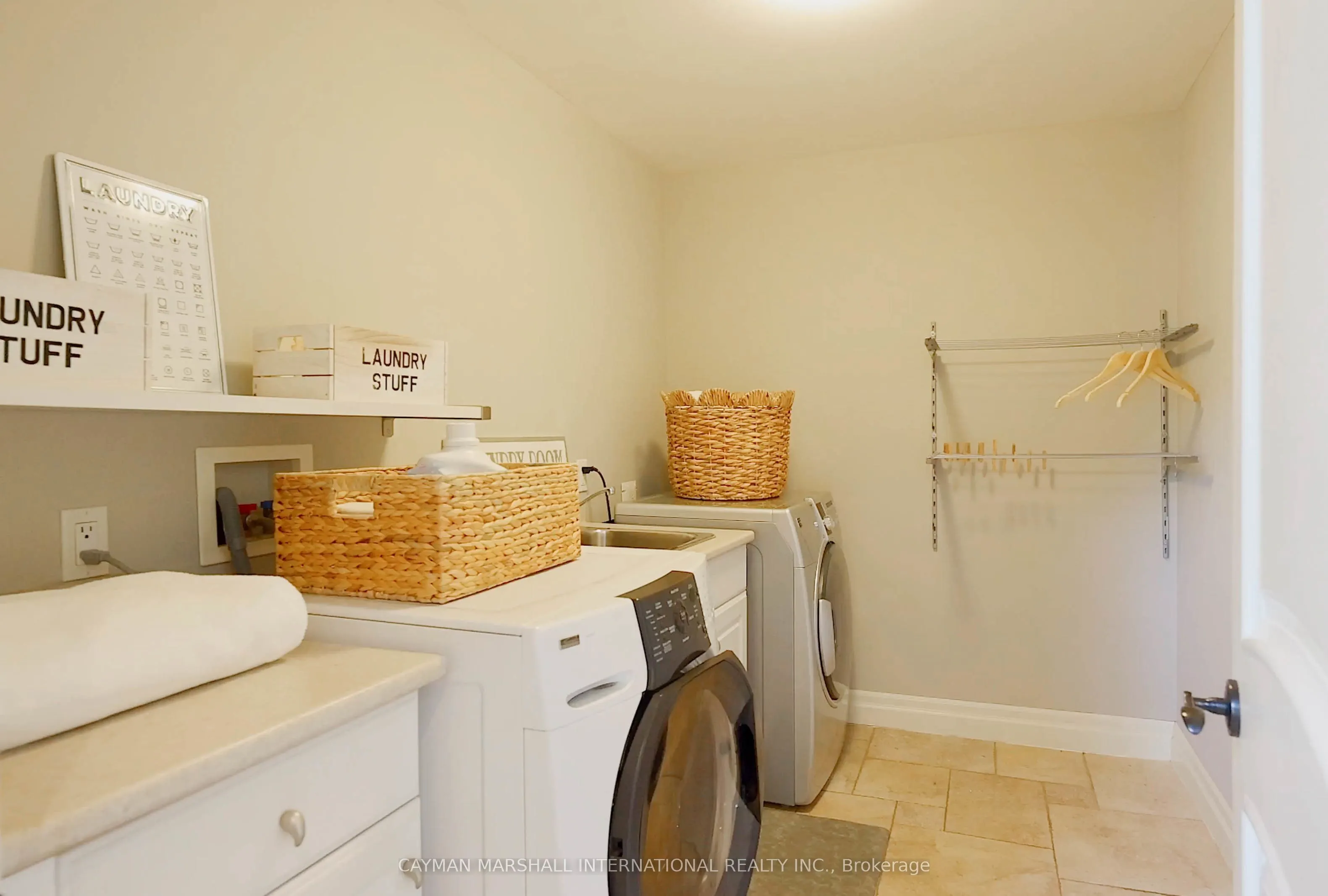 4071 Melba Place