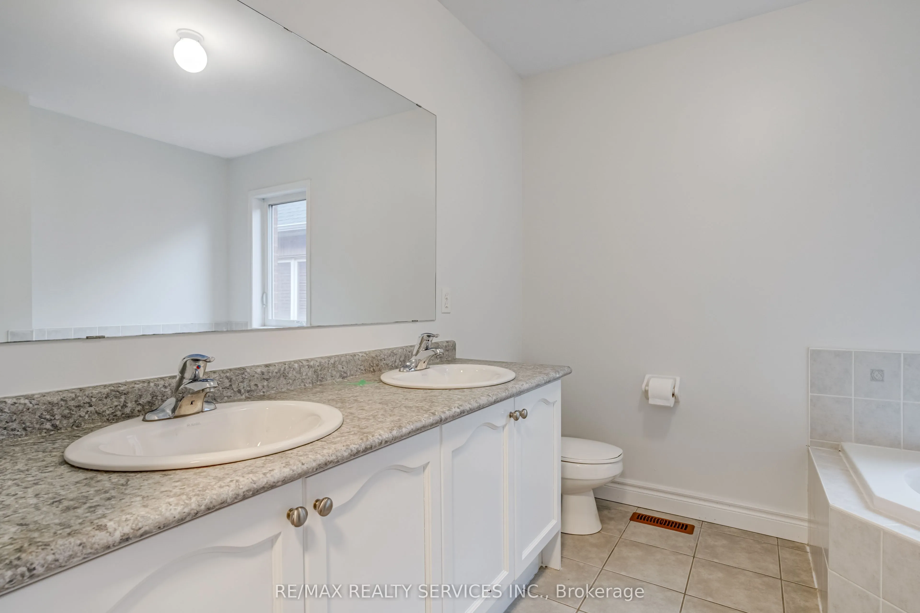 20 Portrush Trail
