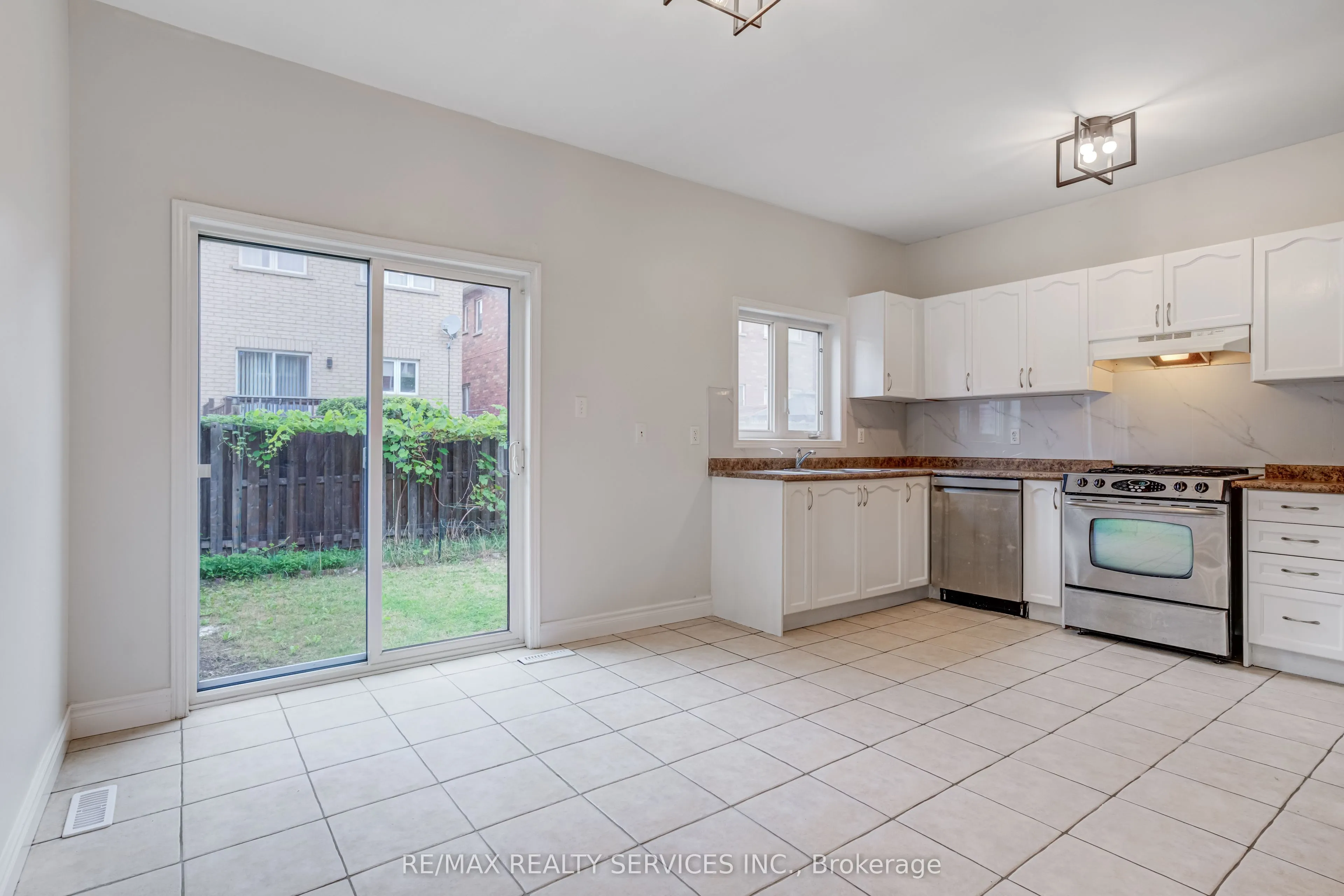 20 Portrush Trail