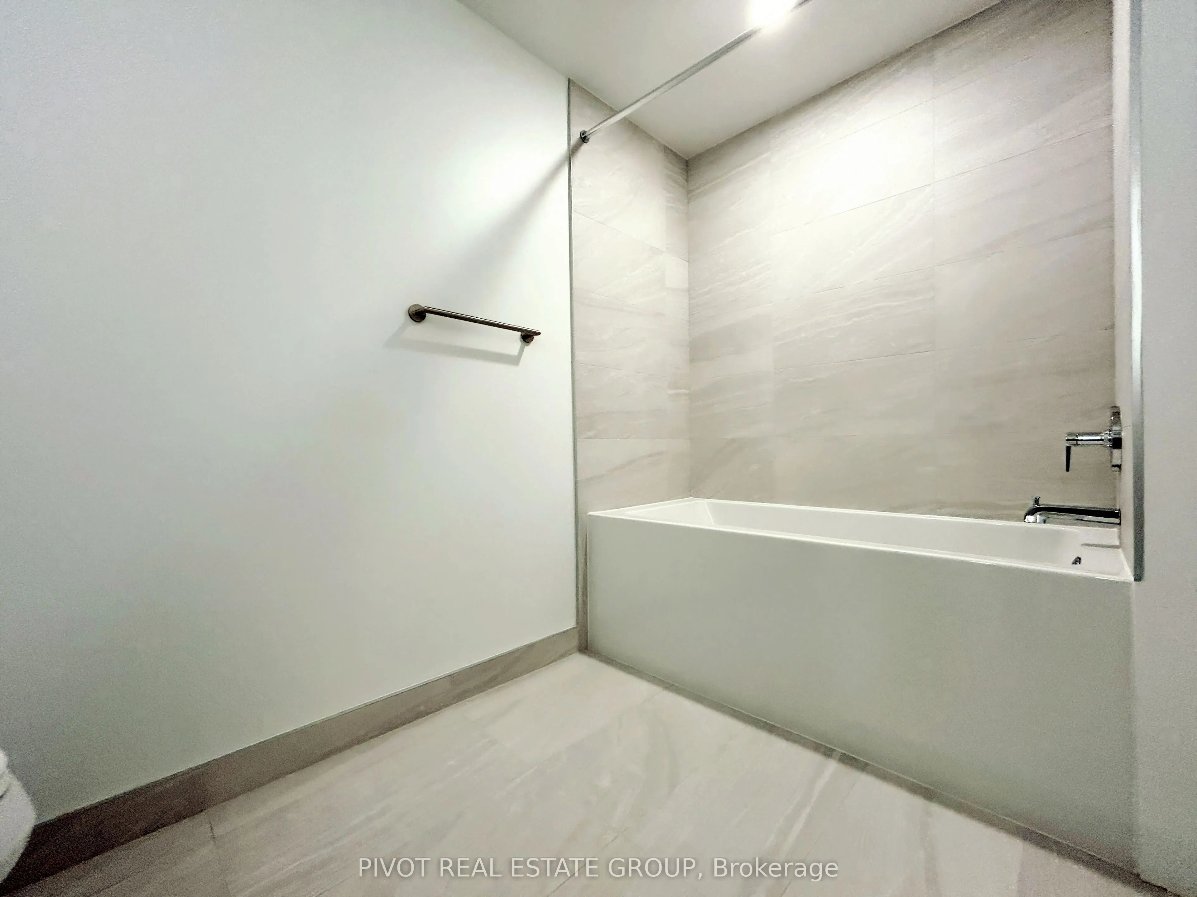4015 The Exchange, #711