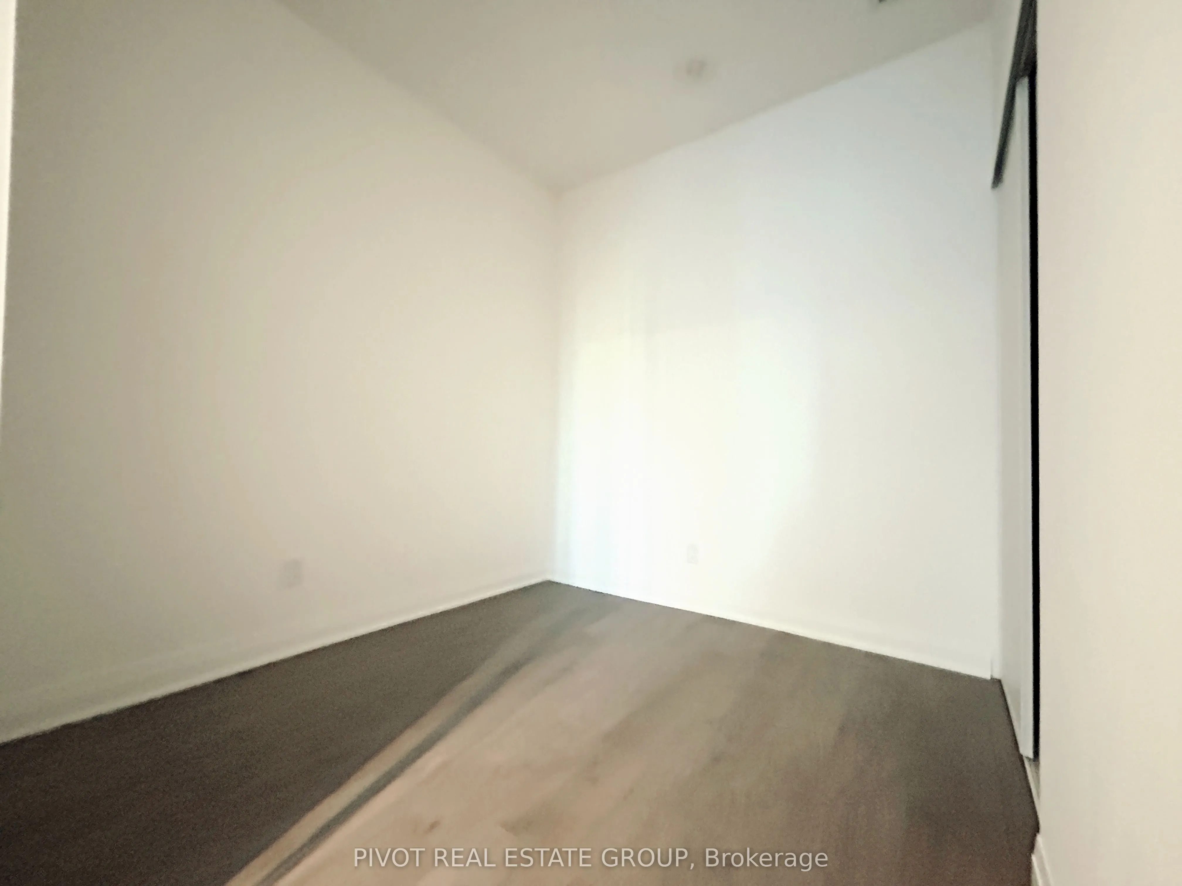 4015 The Exchange, #711
