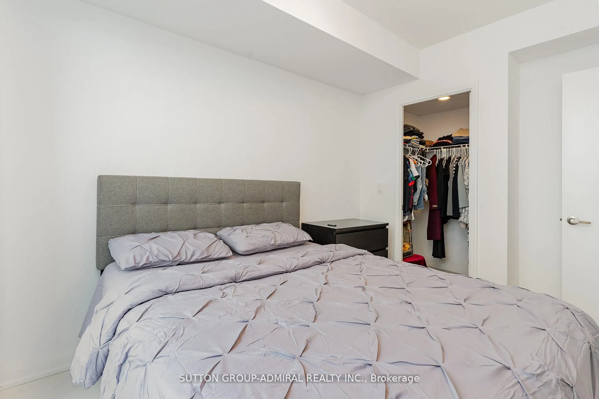 30 Gibbs Road, #2701