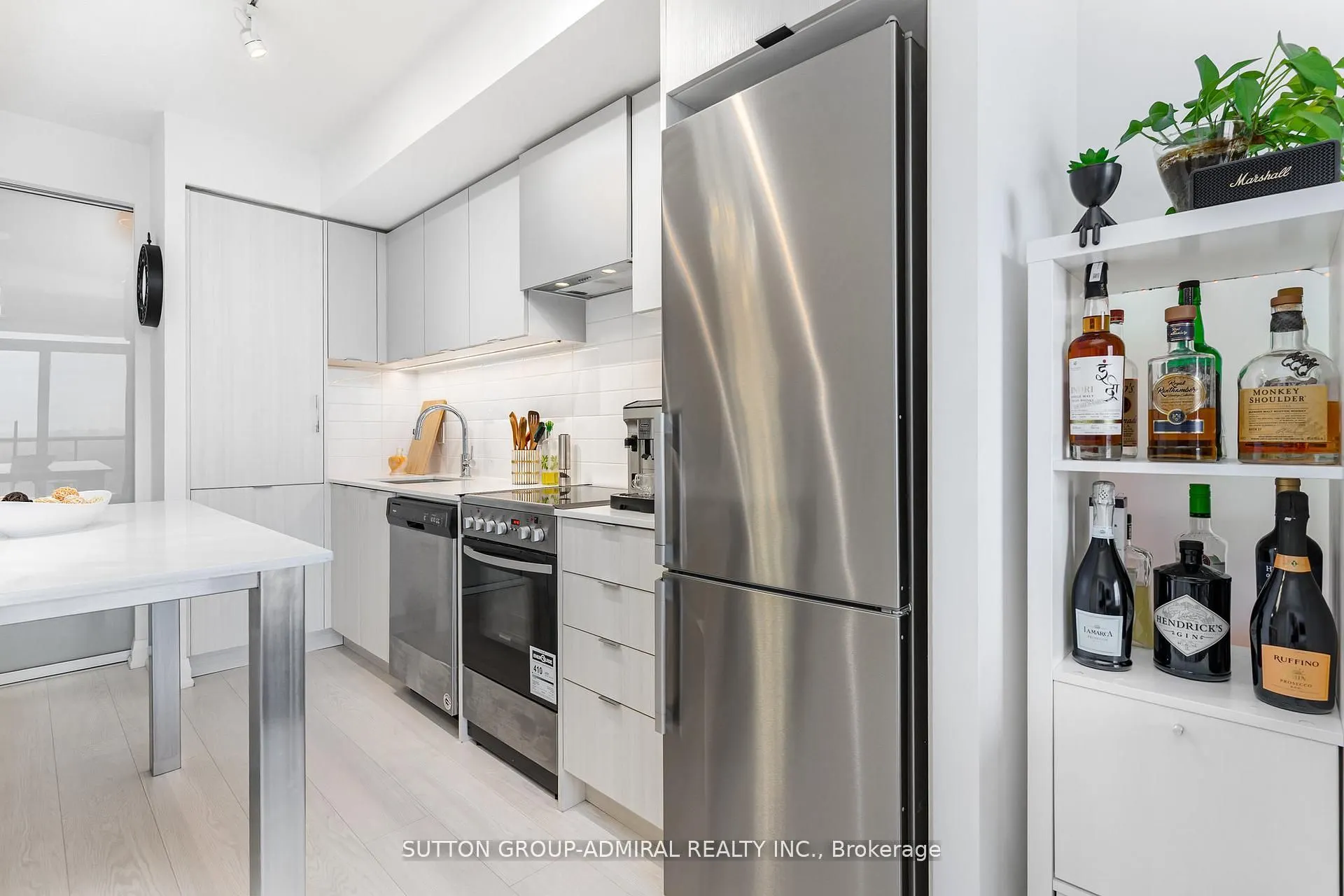 30 Gibbs Road, #2701