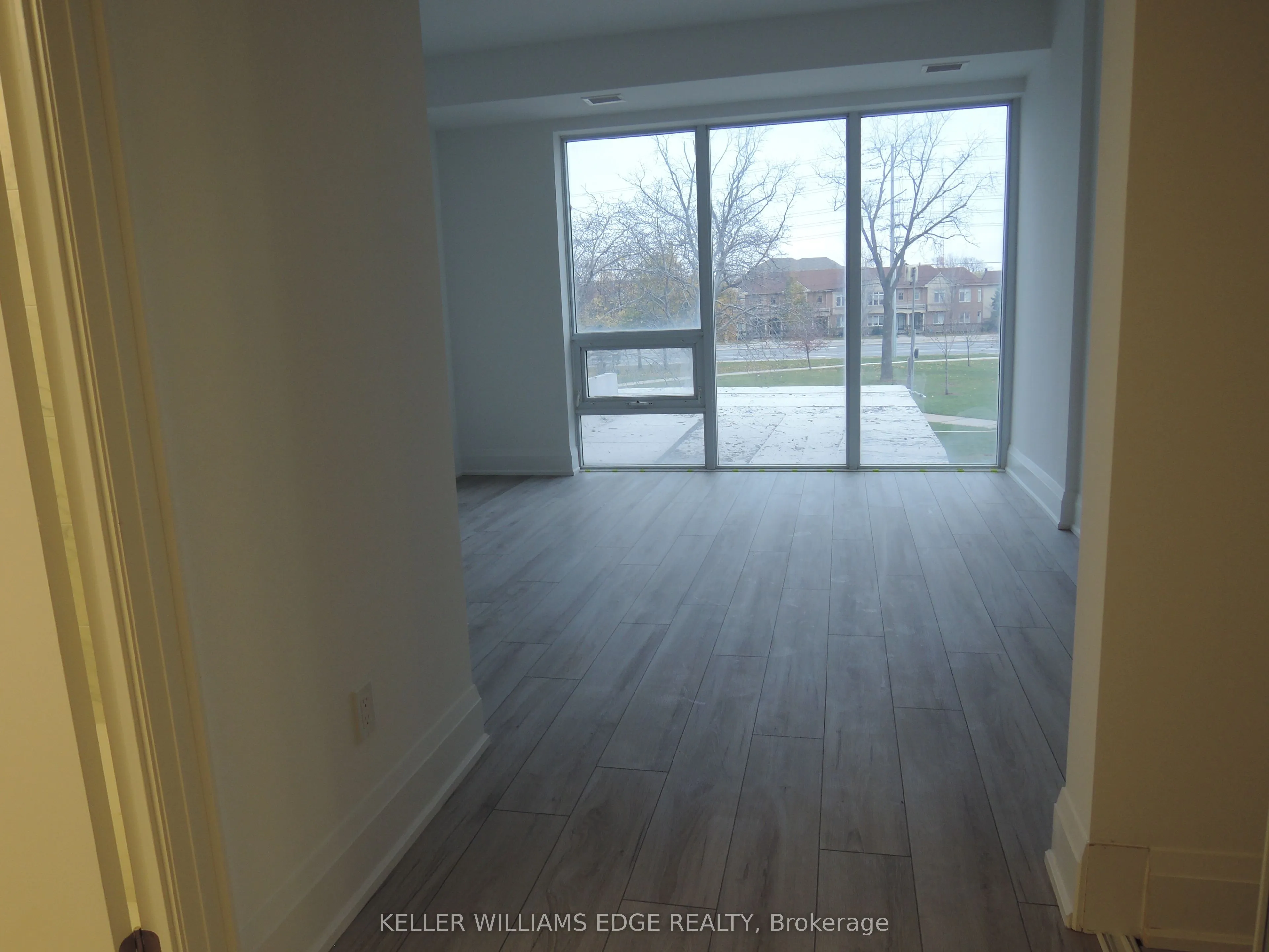 1035 Southdown Road, #208