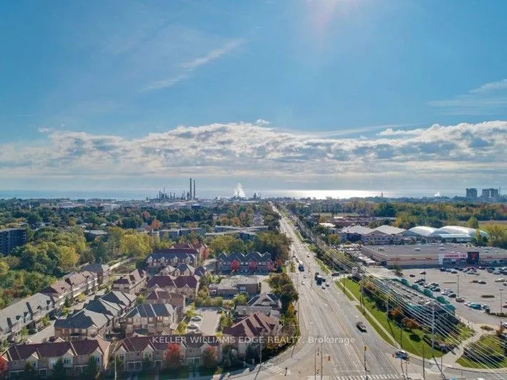 1035 Southdown Road, #208