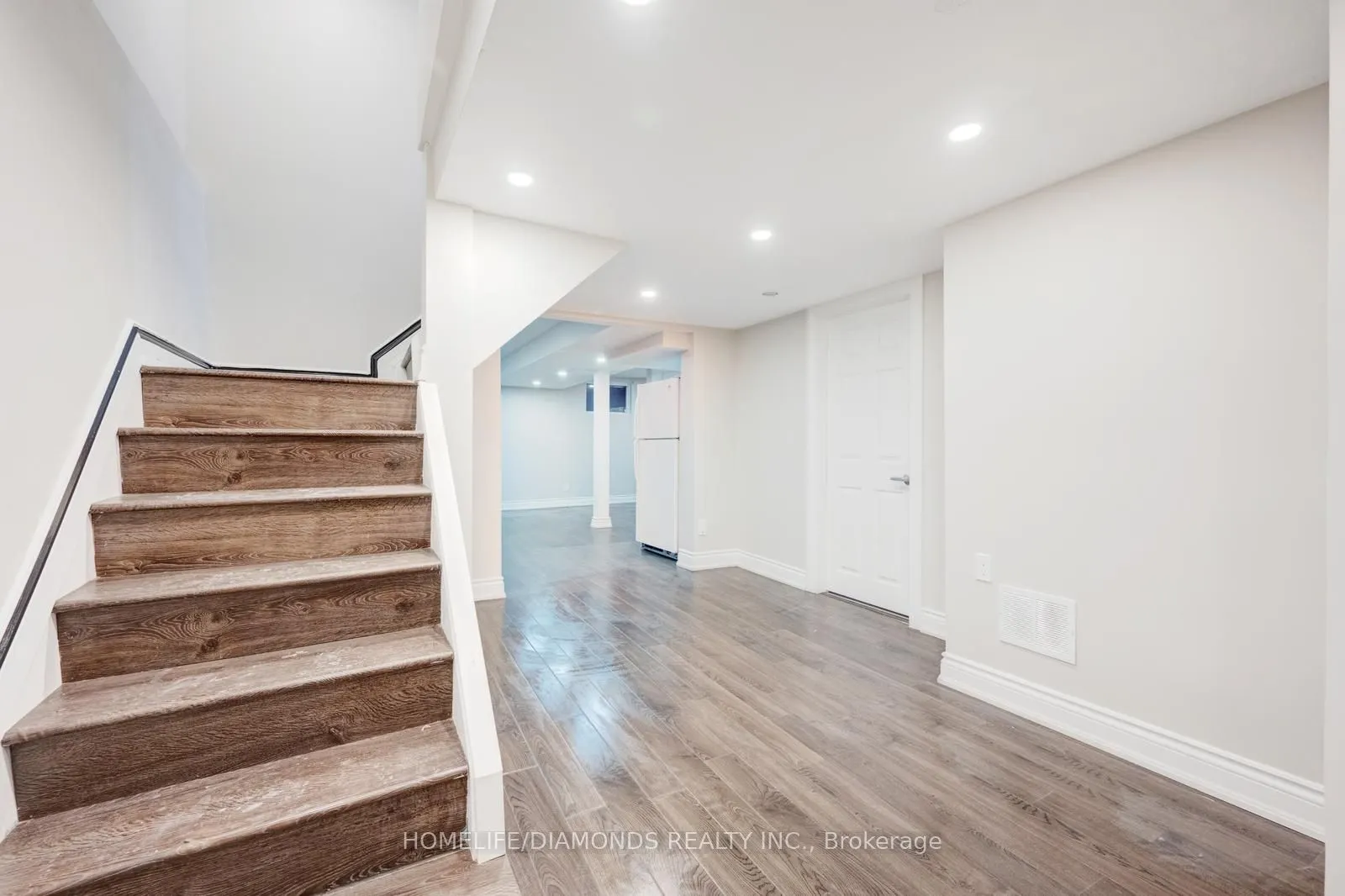 79 ECCLESTONE Drive