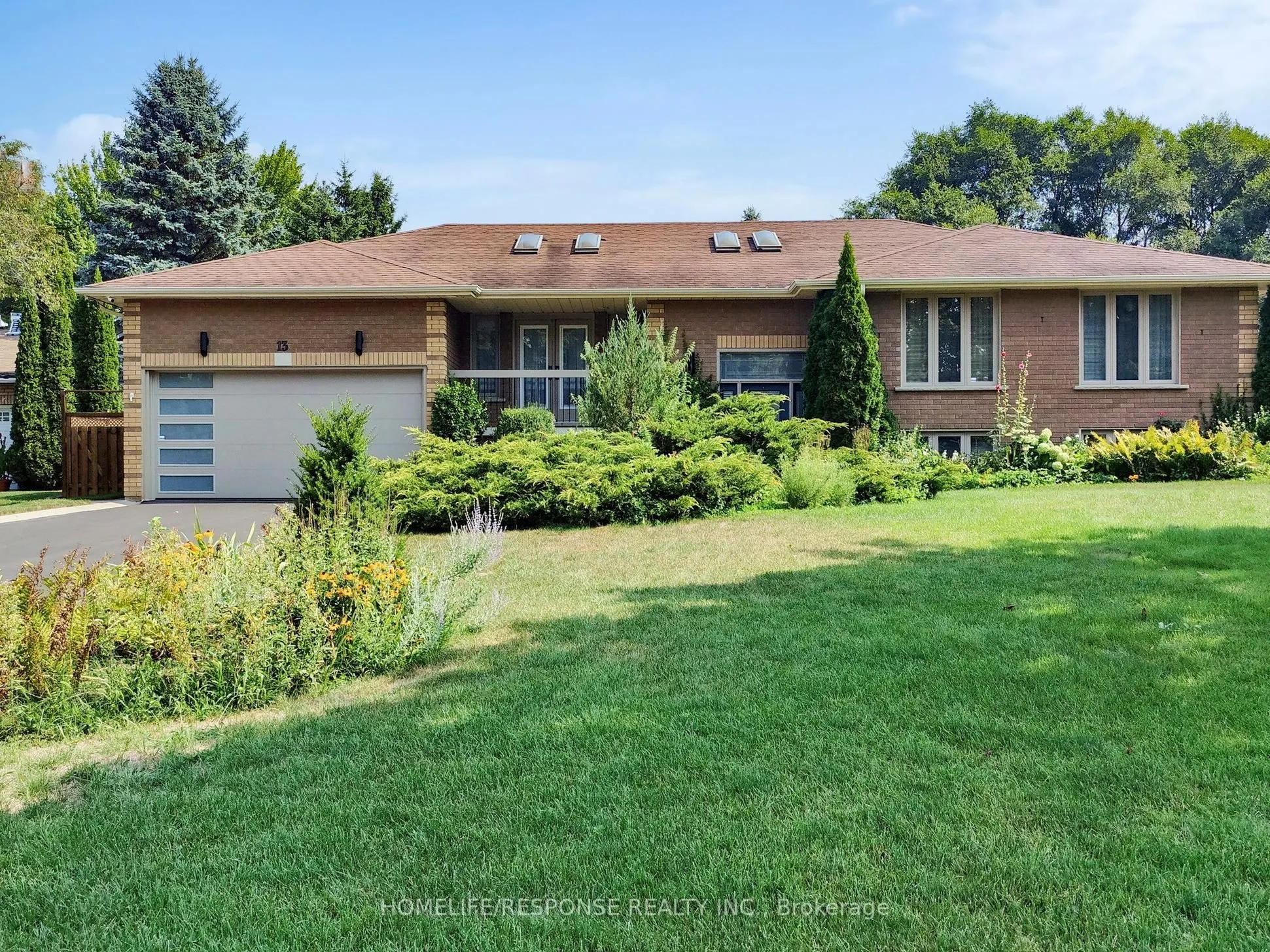 13 DOLAN Drive