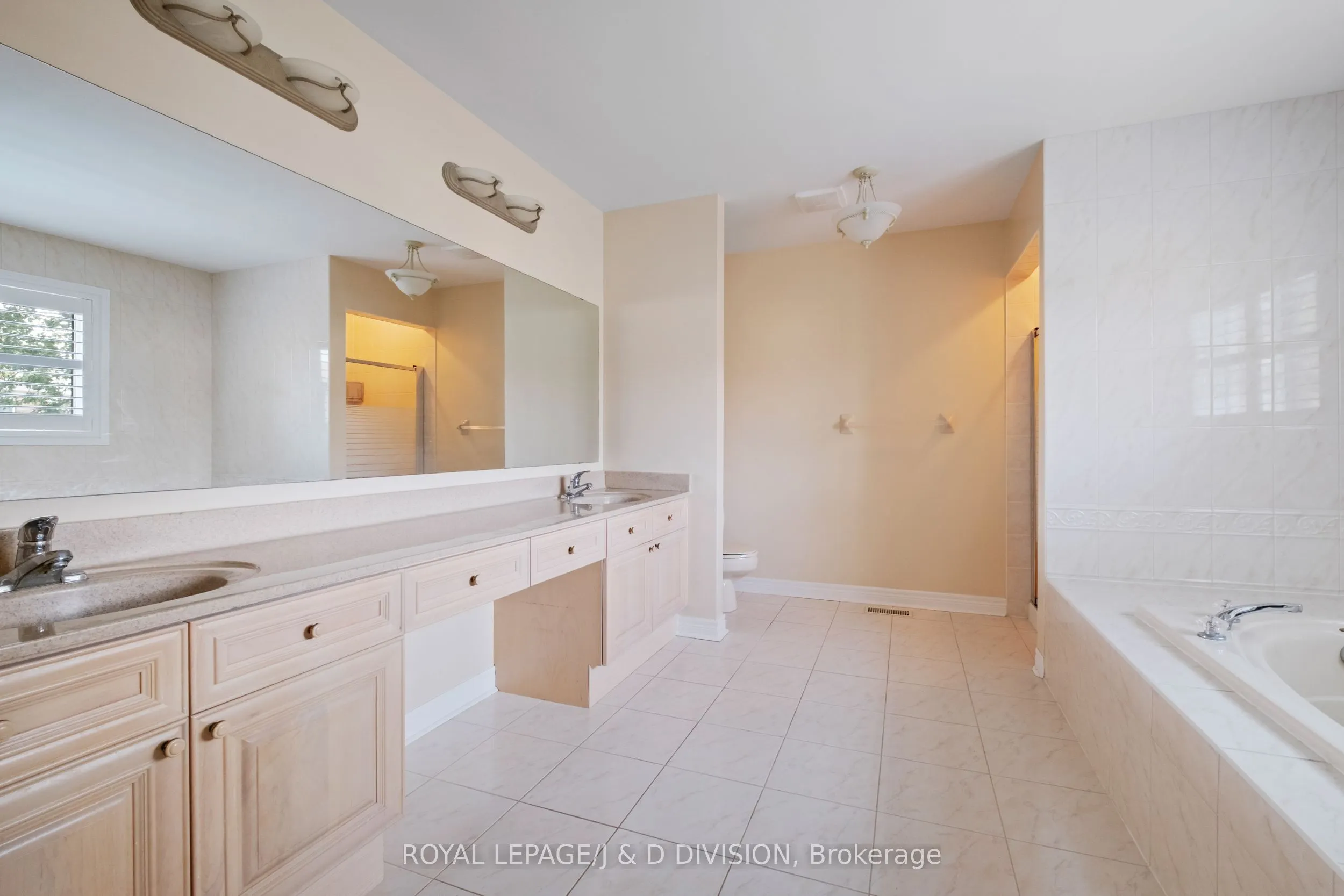 2153 Manor Hill Drive