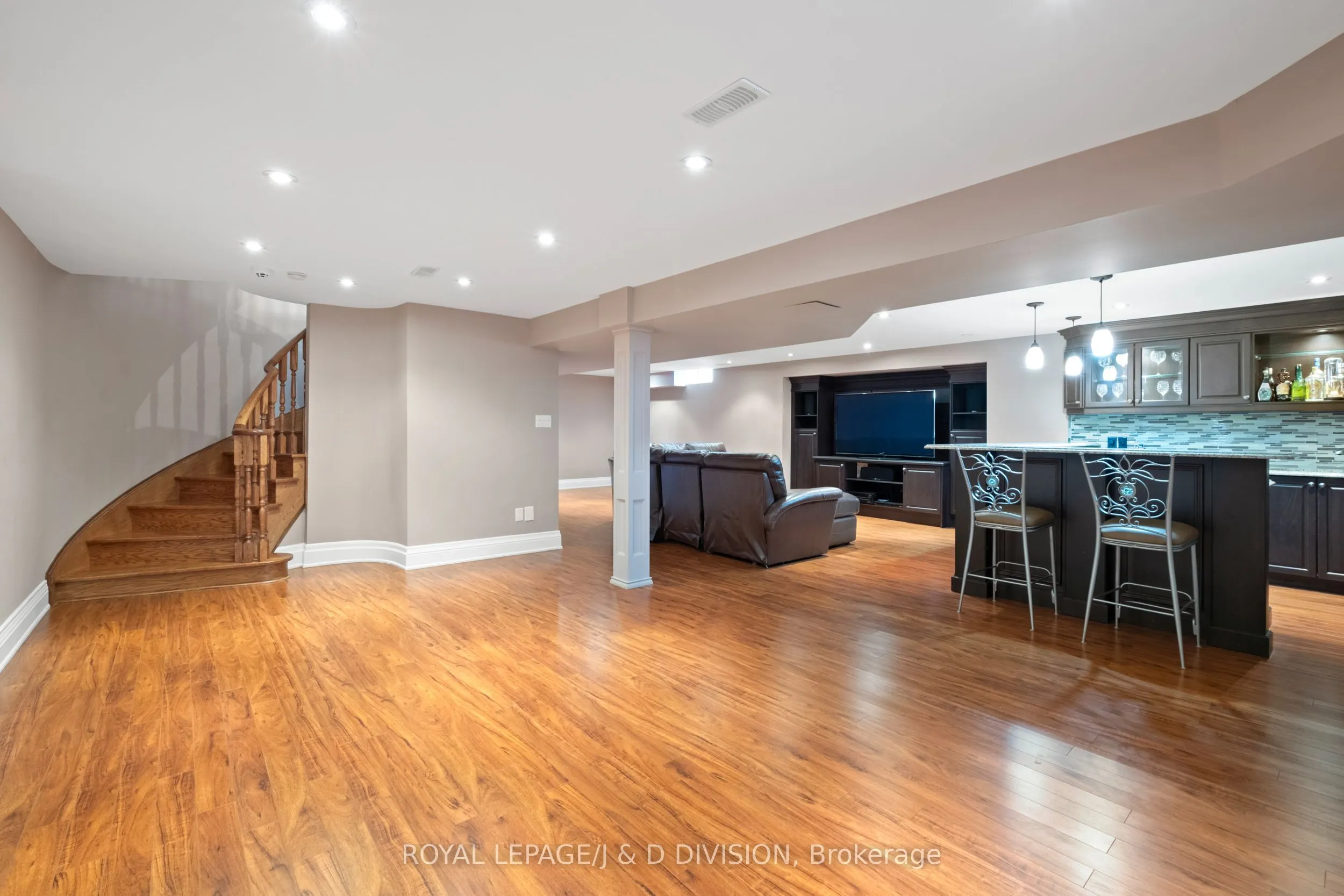 2153 Manor Hill Drive