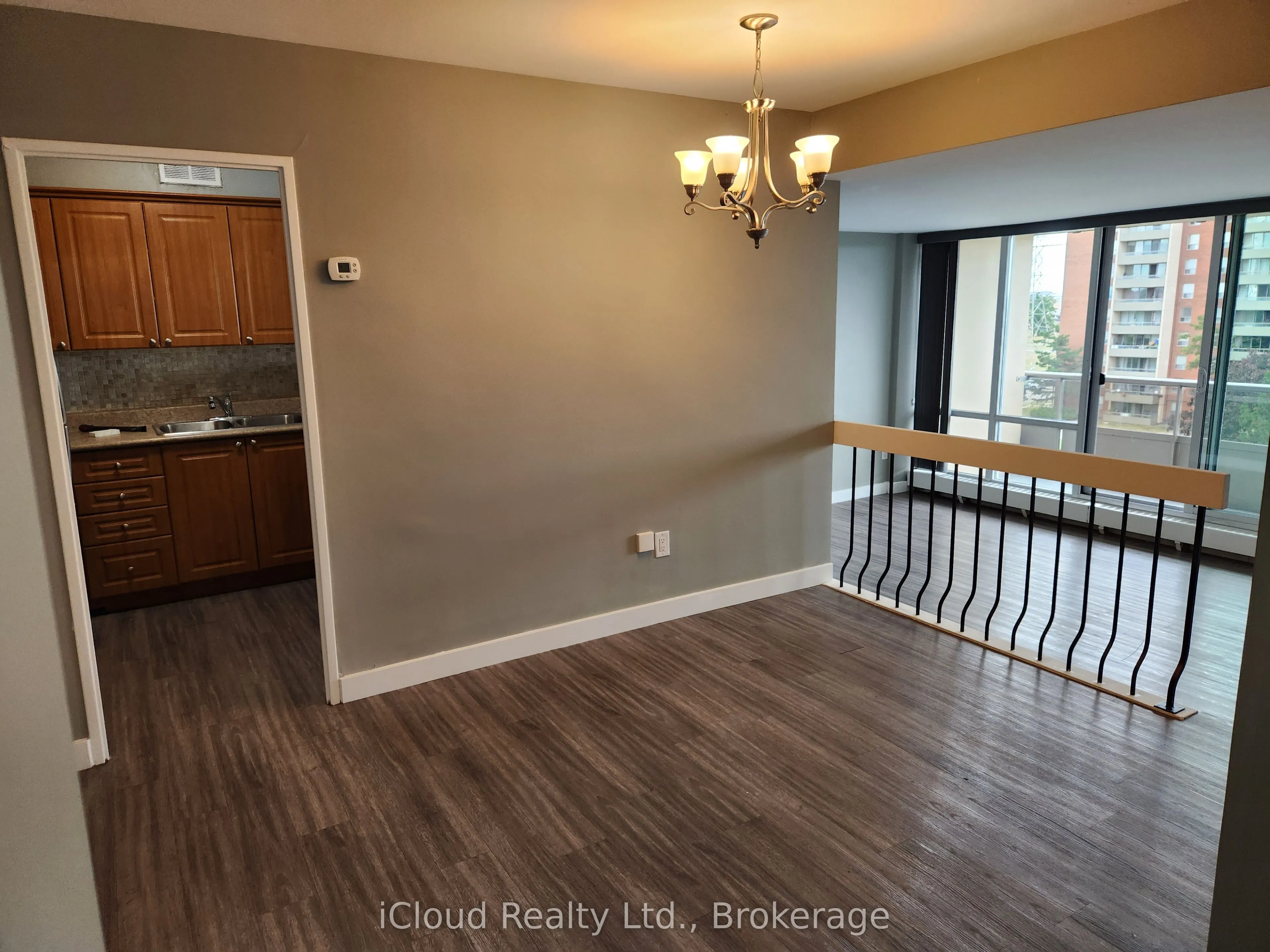 25 Four Winds Drive, #609