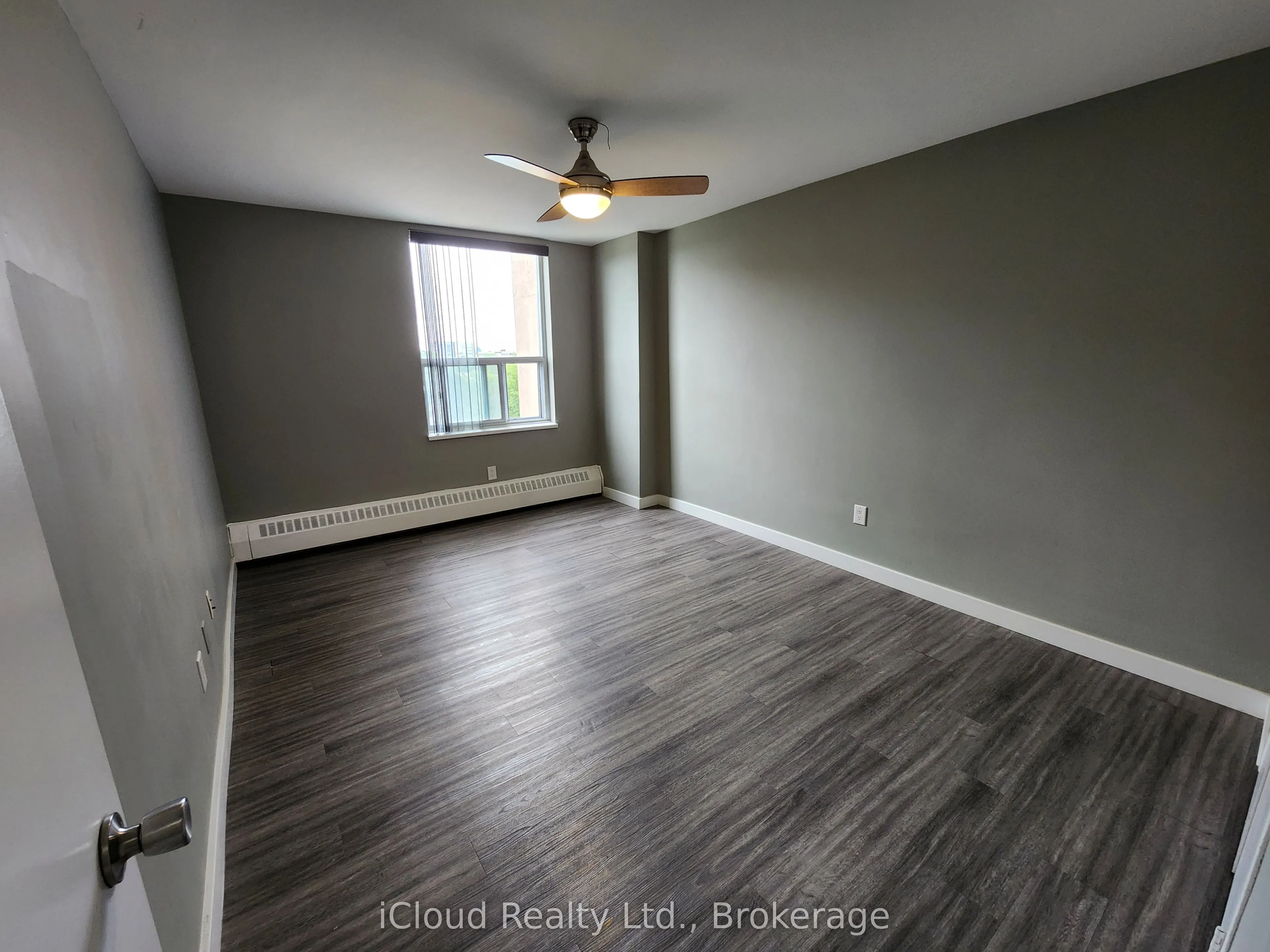 25 Four Winds Drive, #609