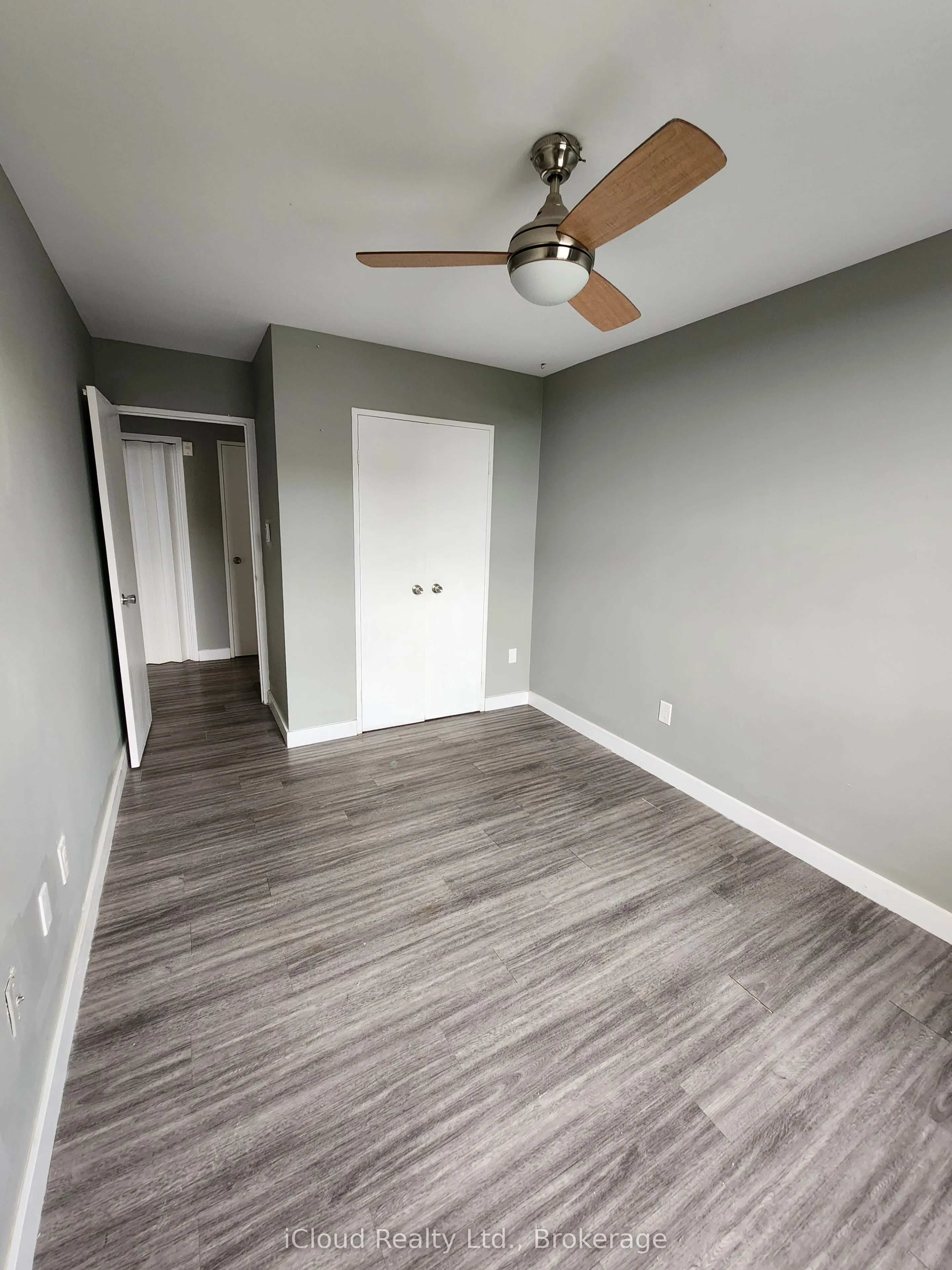 25 Four Winds Drive, #609