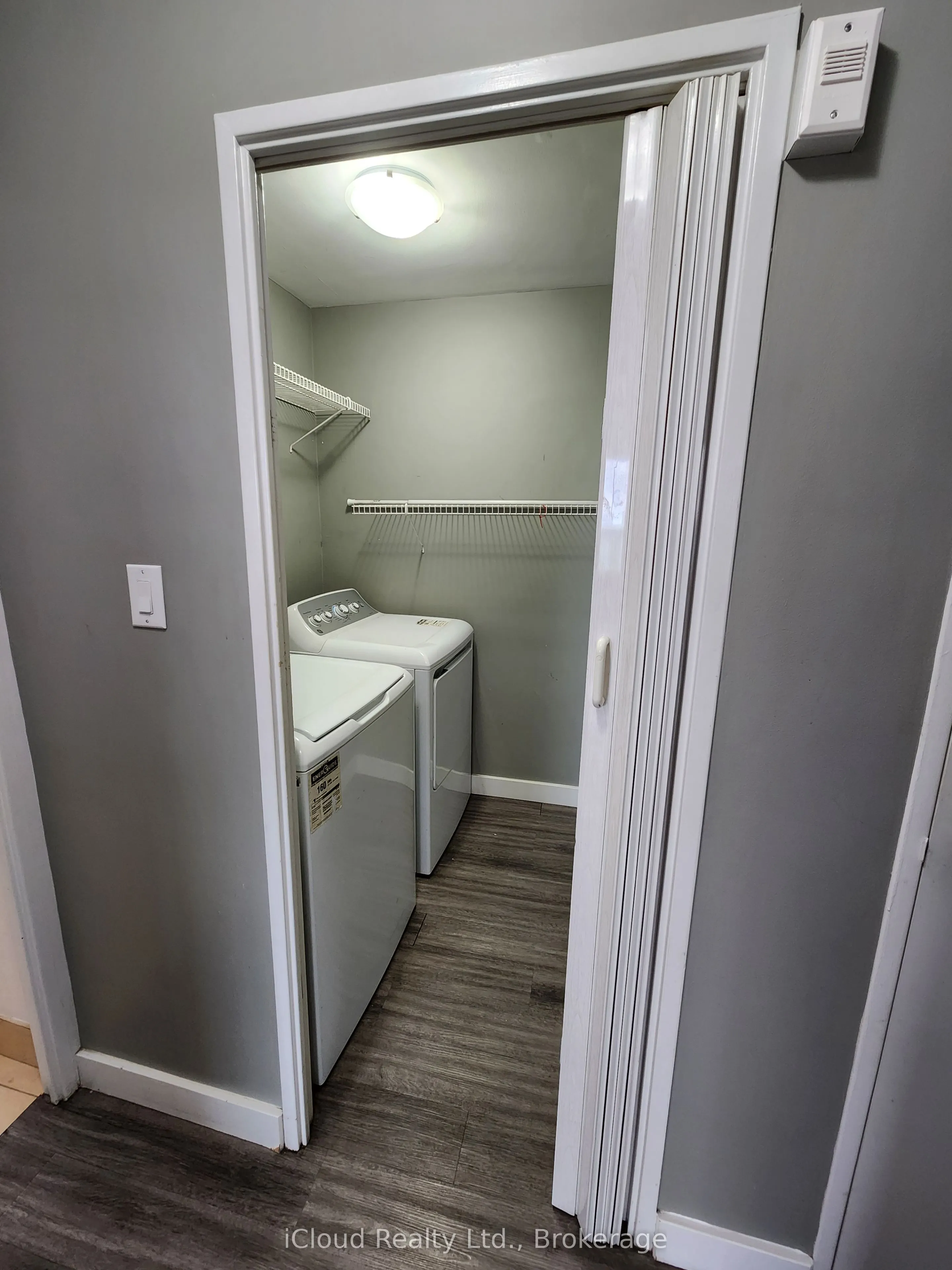 25 Four Winds Drive, #609