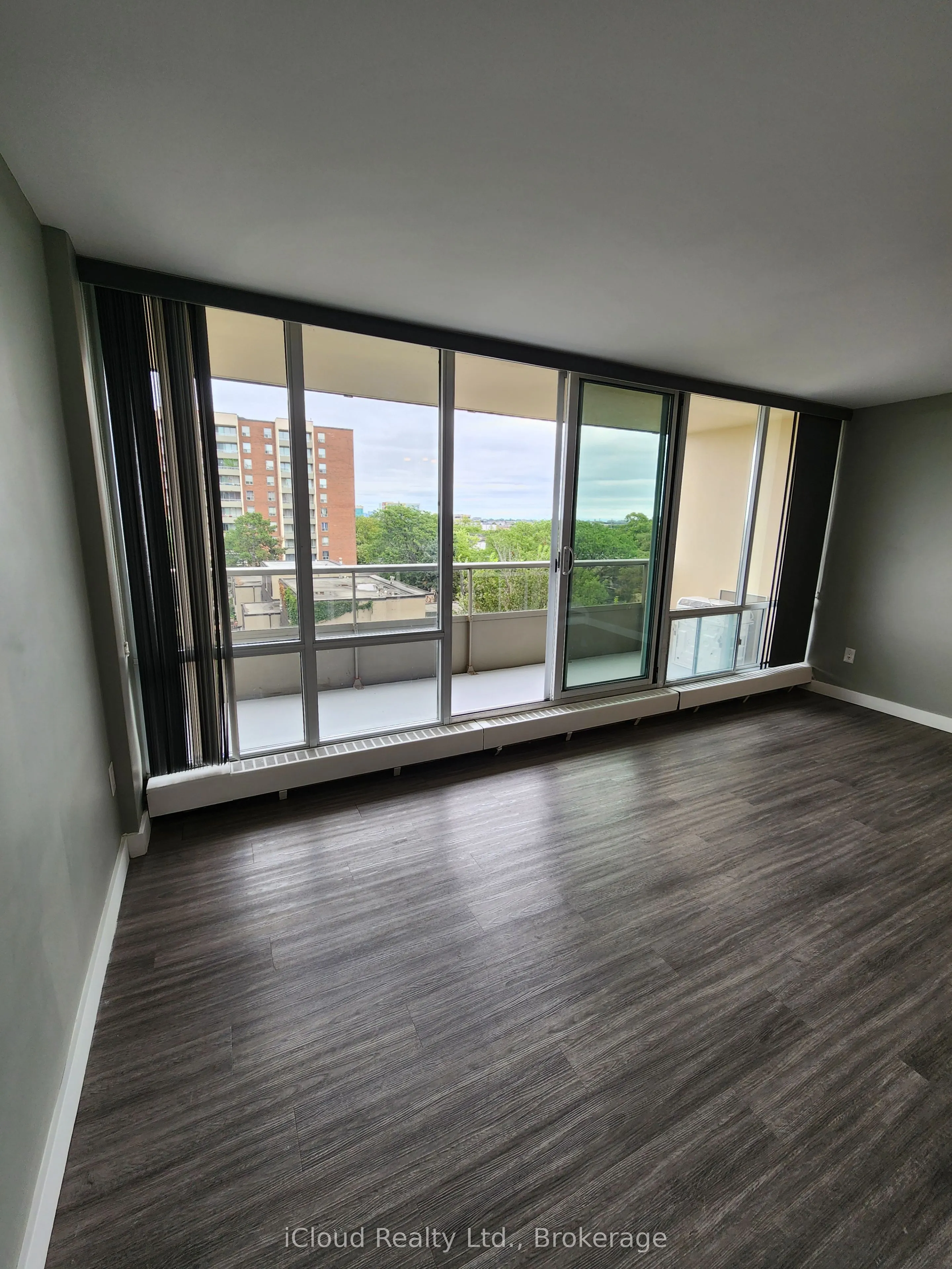 25 Four Winds Drive, #609