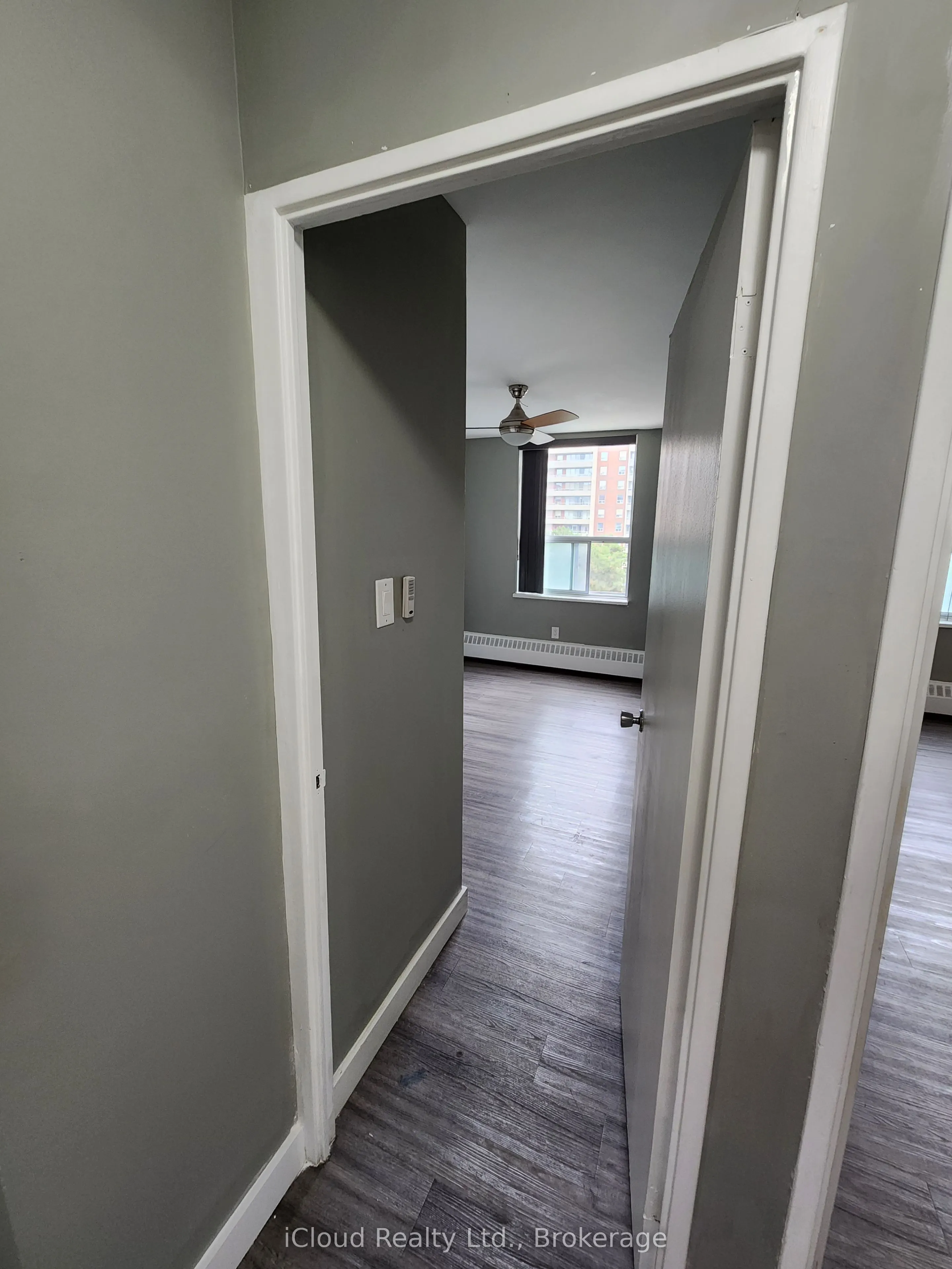 25 Four Winds Drive, #609