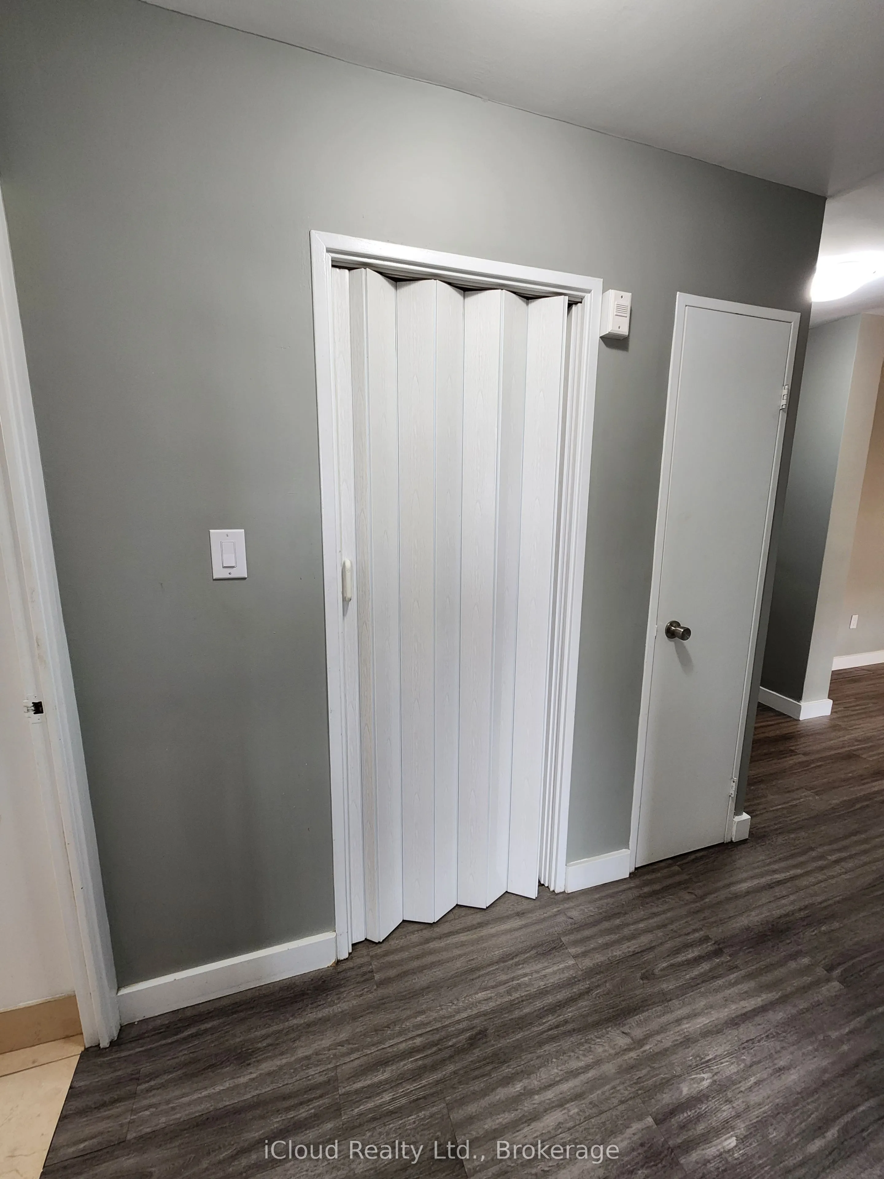 25 Four Winds Drive, #609