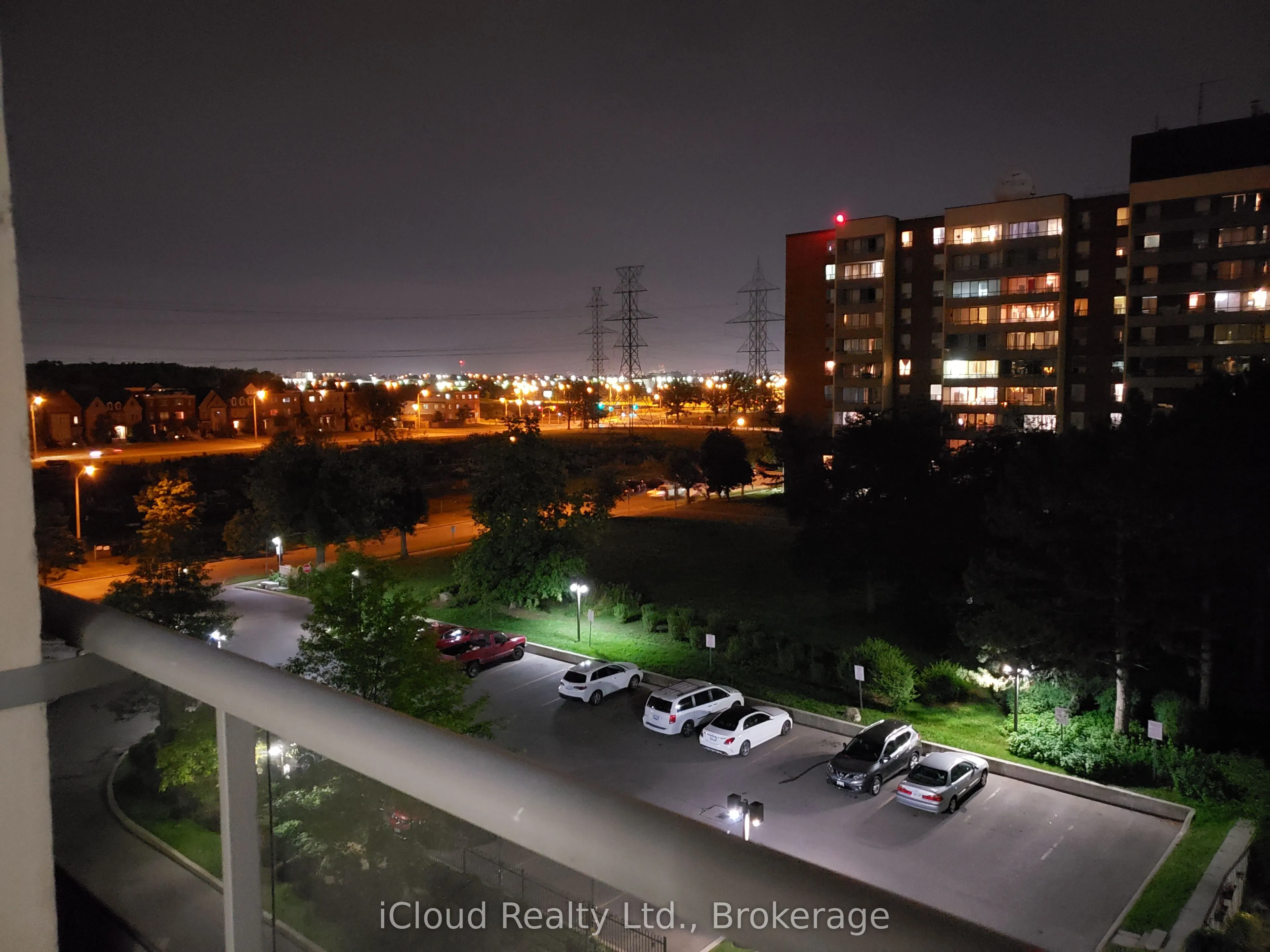25 Four Winds Drive, #609
