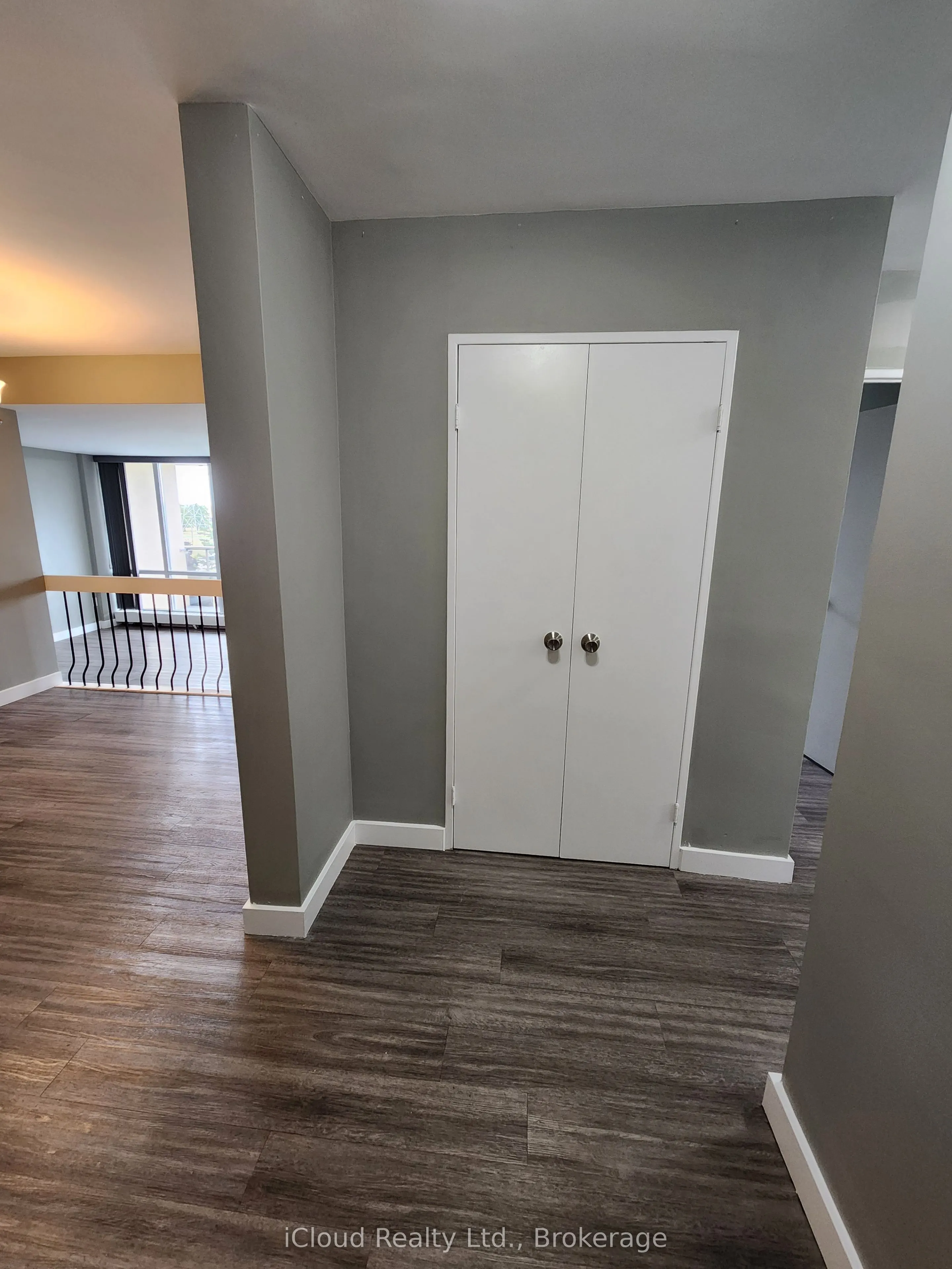 25 Four Winds Drive, #609