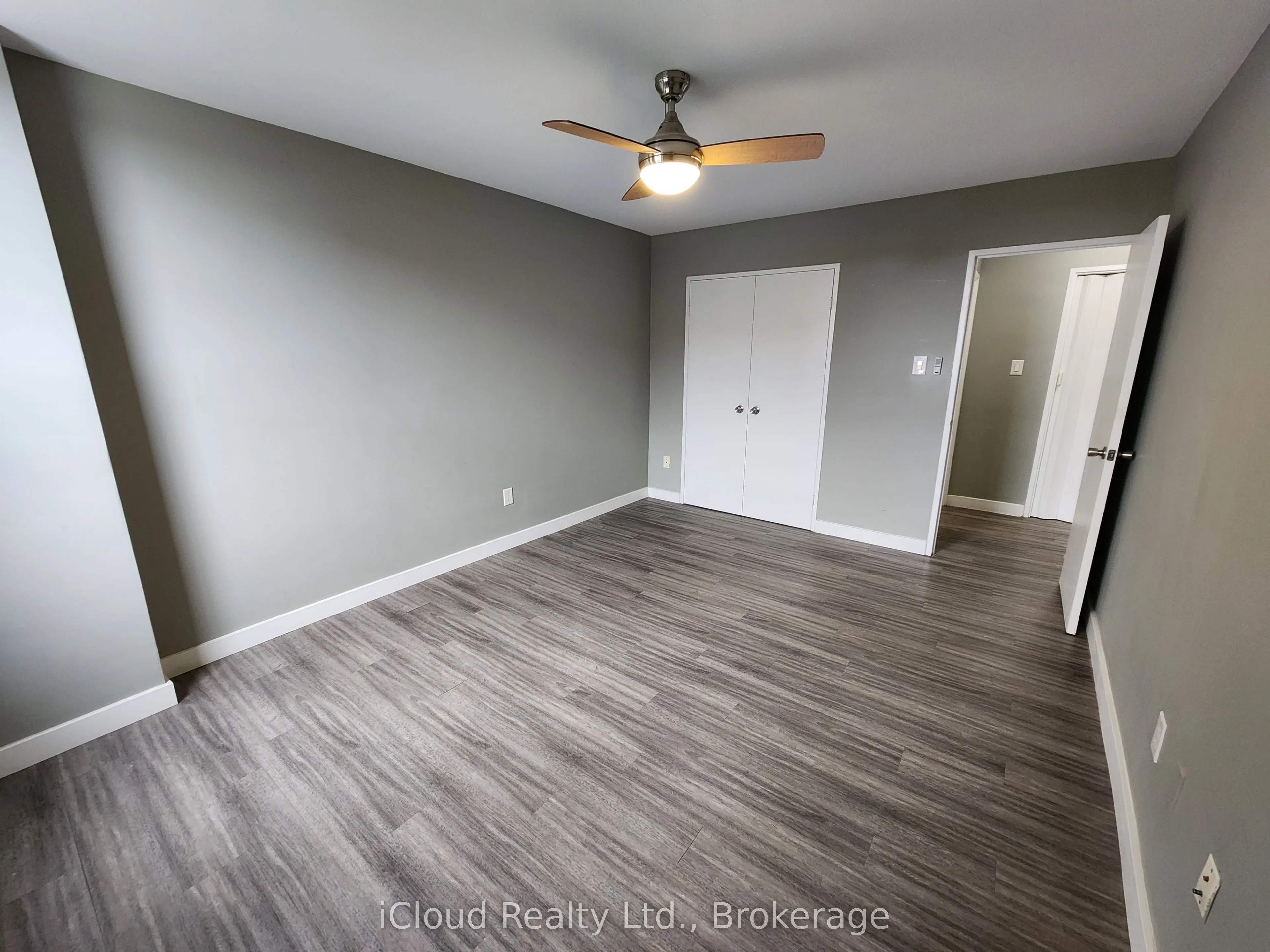 25 Four Winds Drive, #609