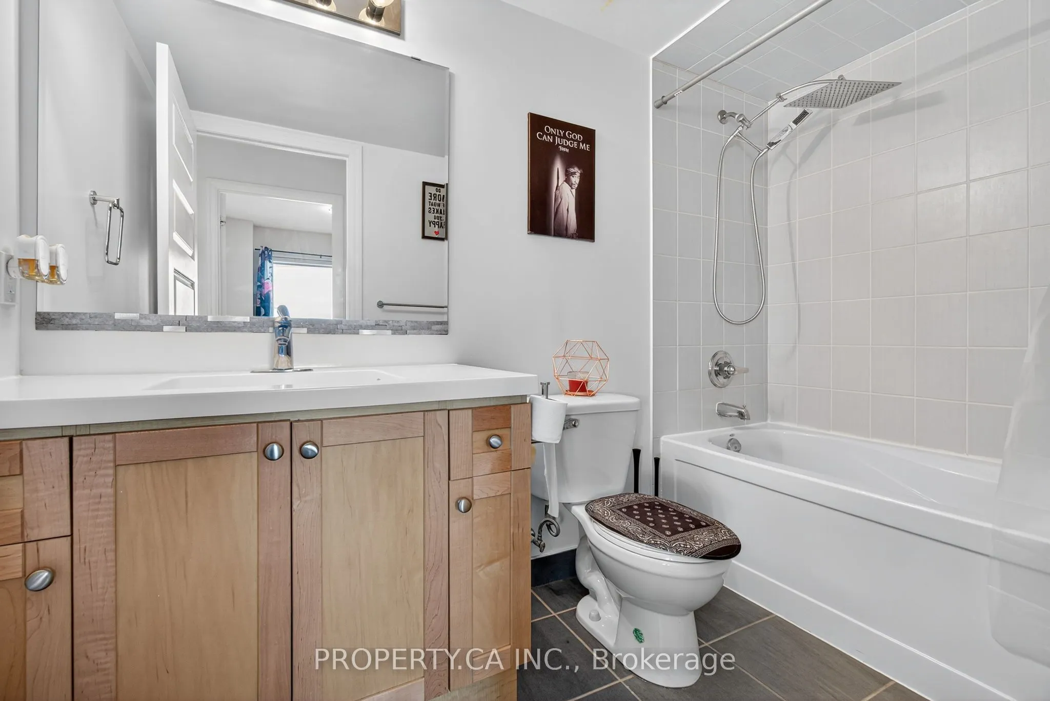215 Queen Street E, #611