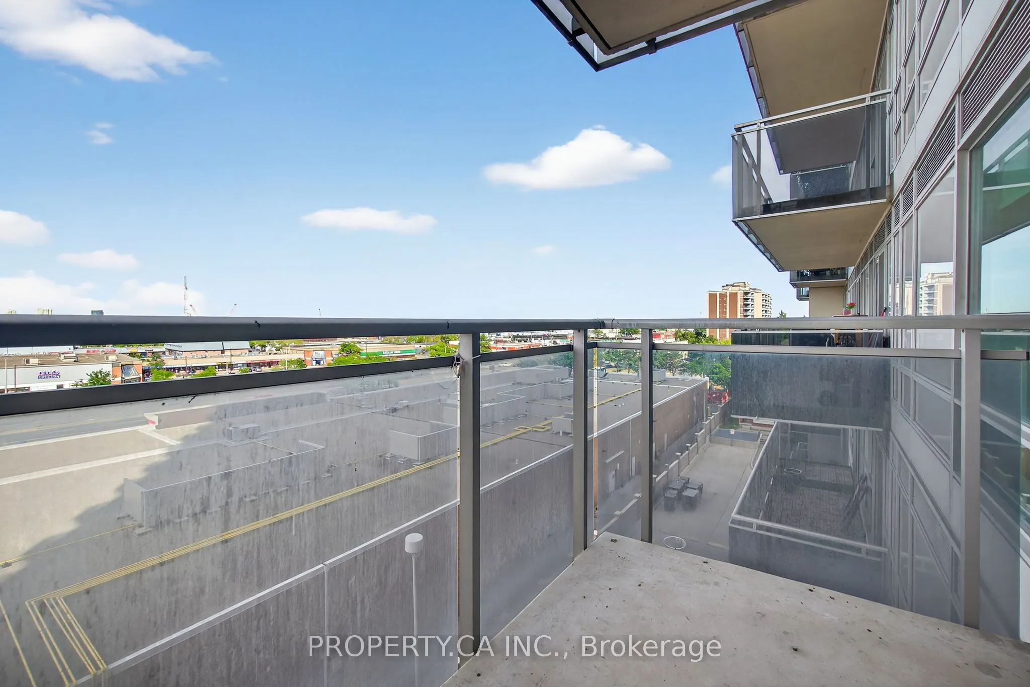 215 Queen Street E, #611