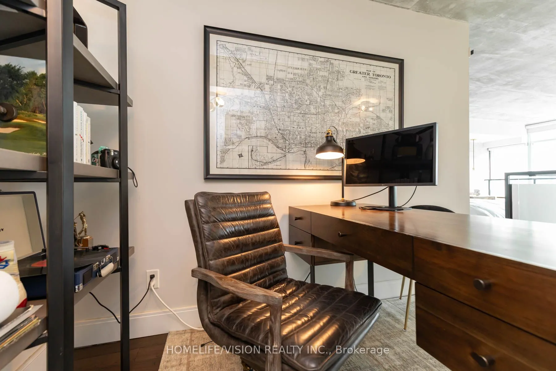 250 Manitoba Street, #704