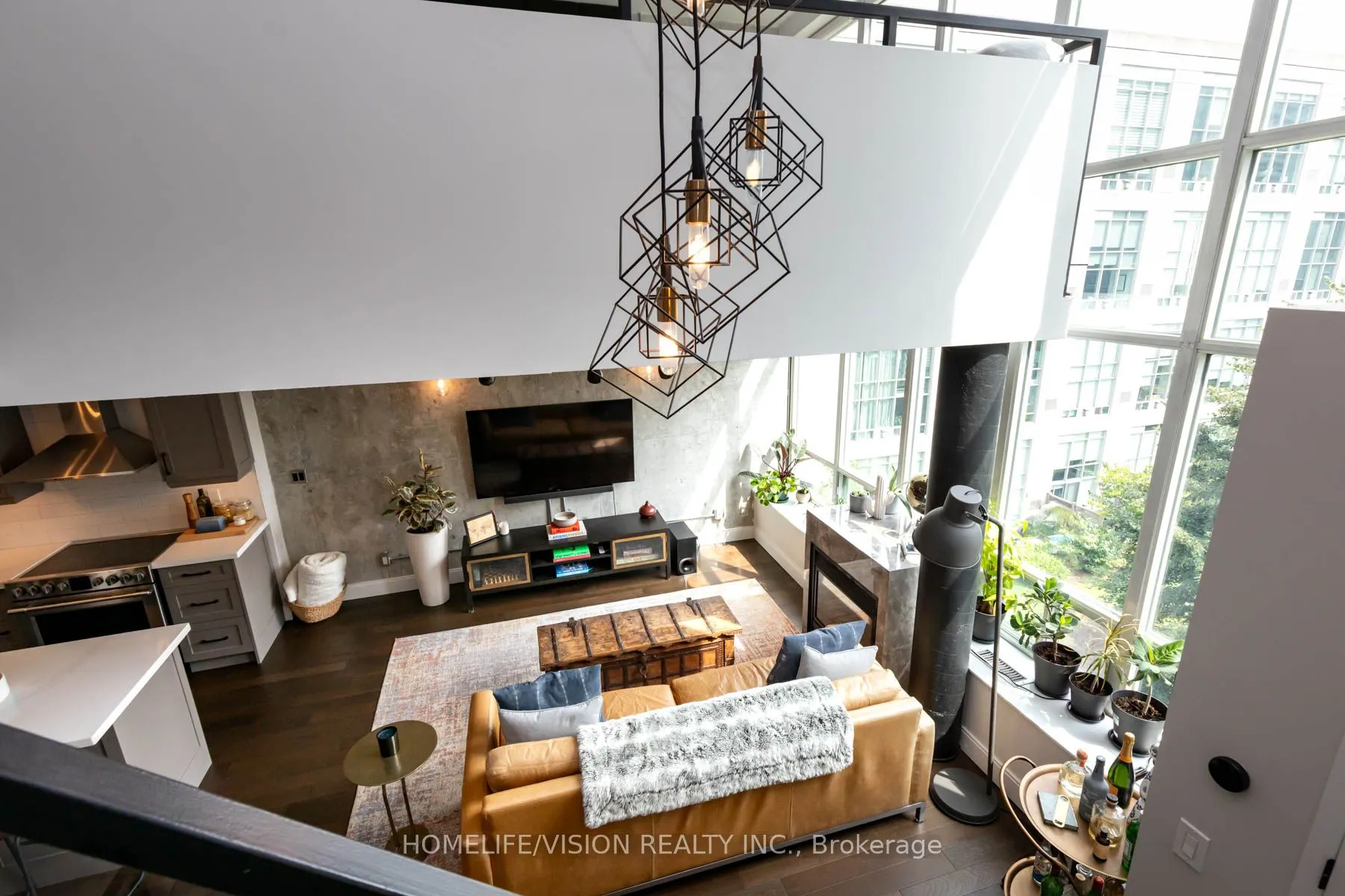 250 Manitoba Street, #704
