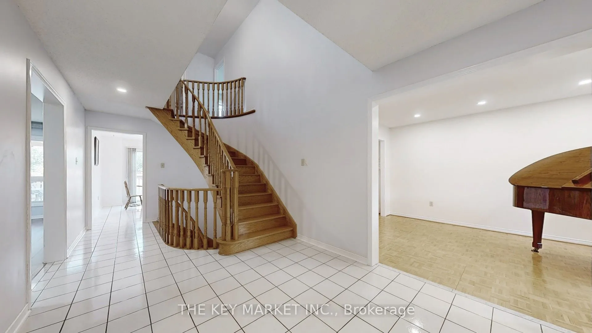 4561 Gladebrook Crescent