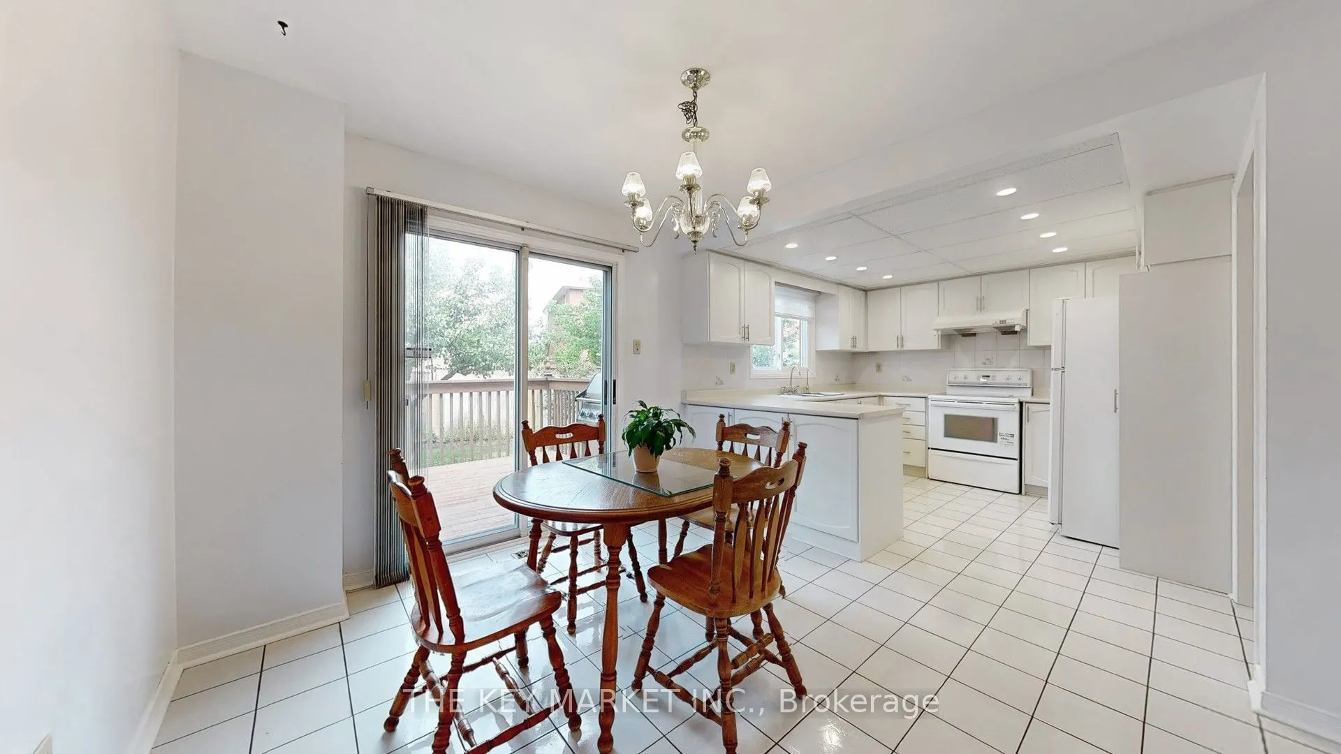 4561 Gladebrook Crescent