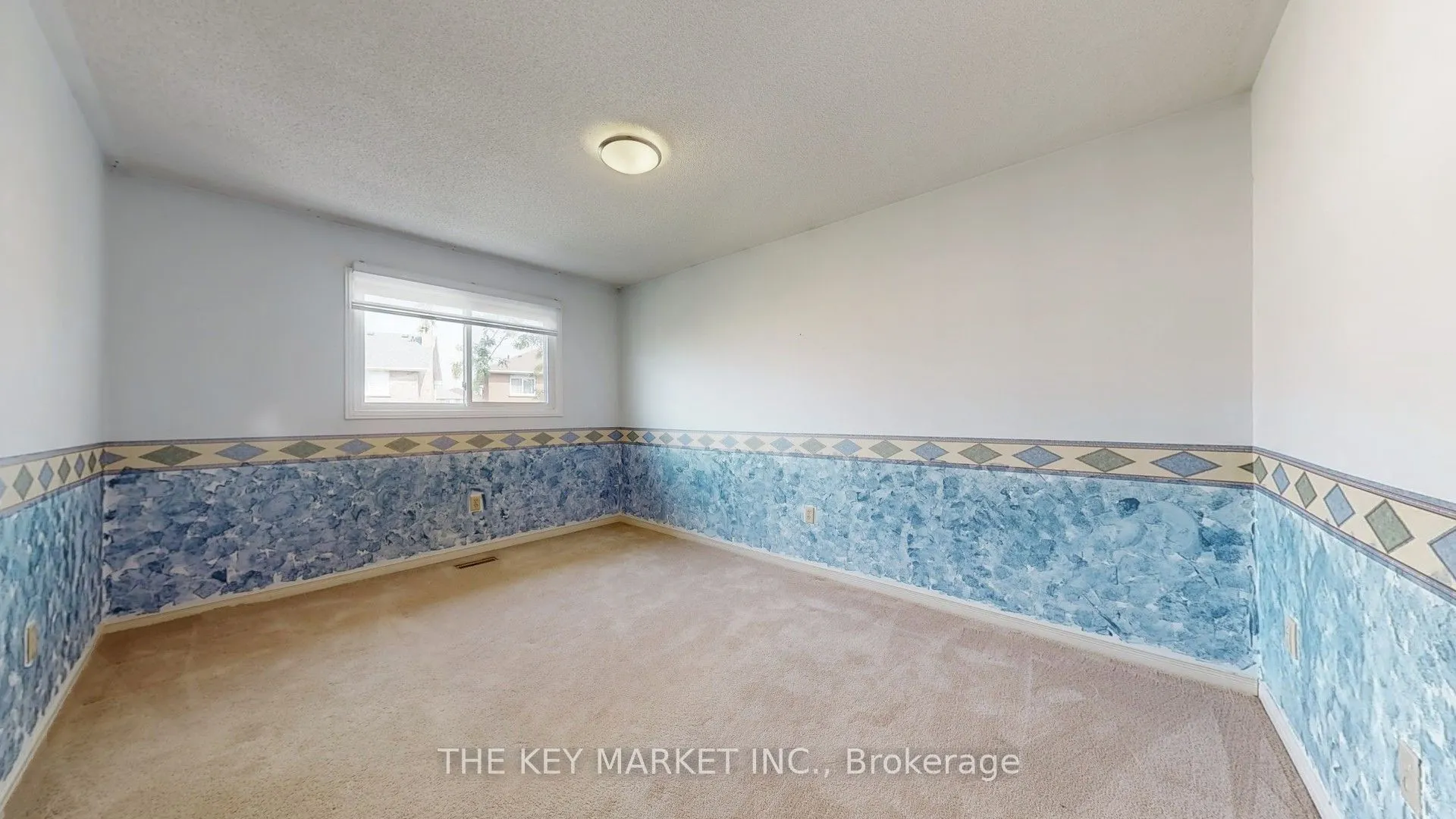 4561 Gladebrook Crescent