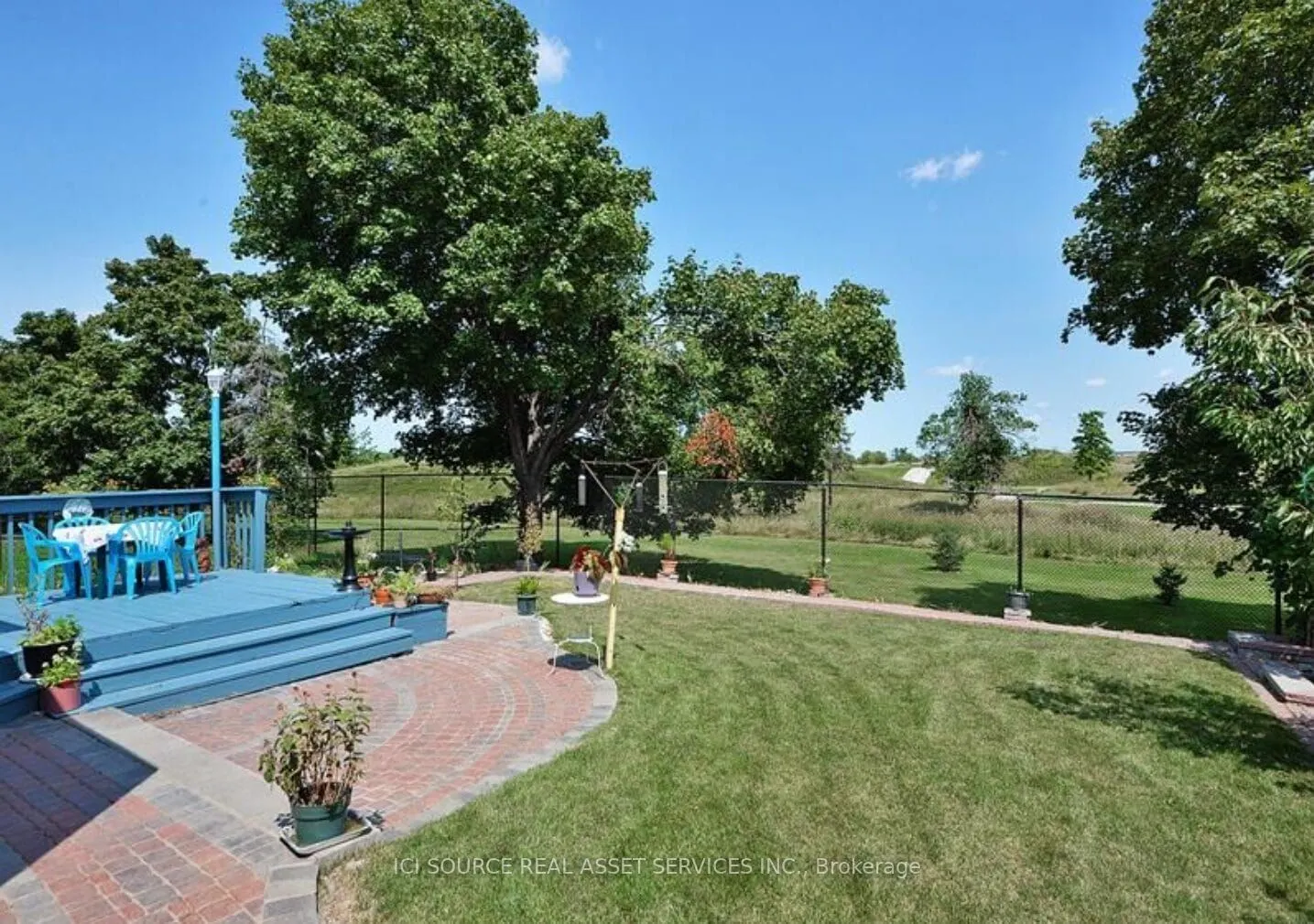 20 Plover Place