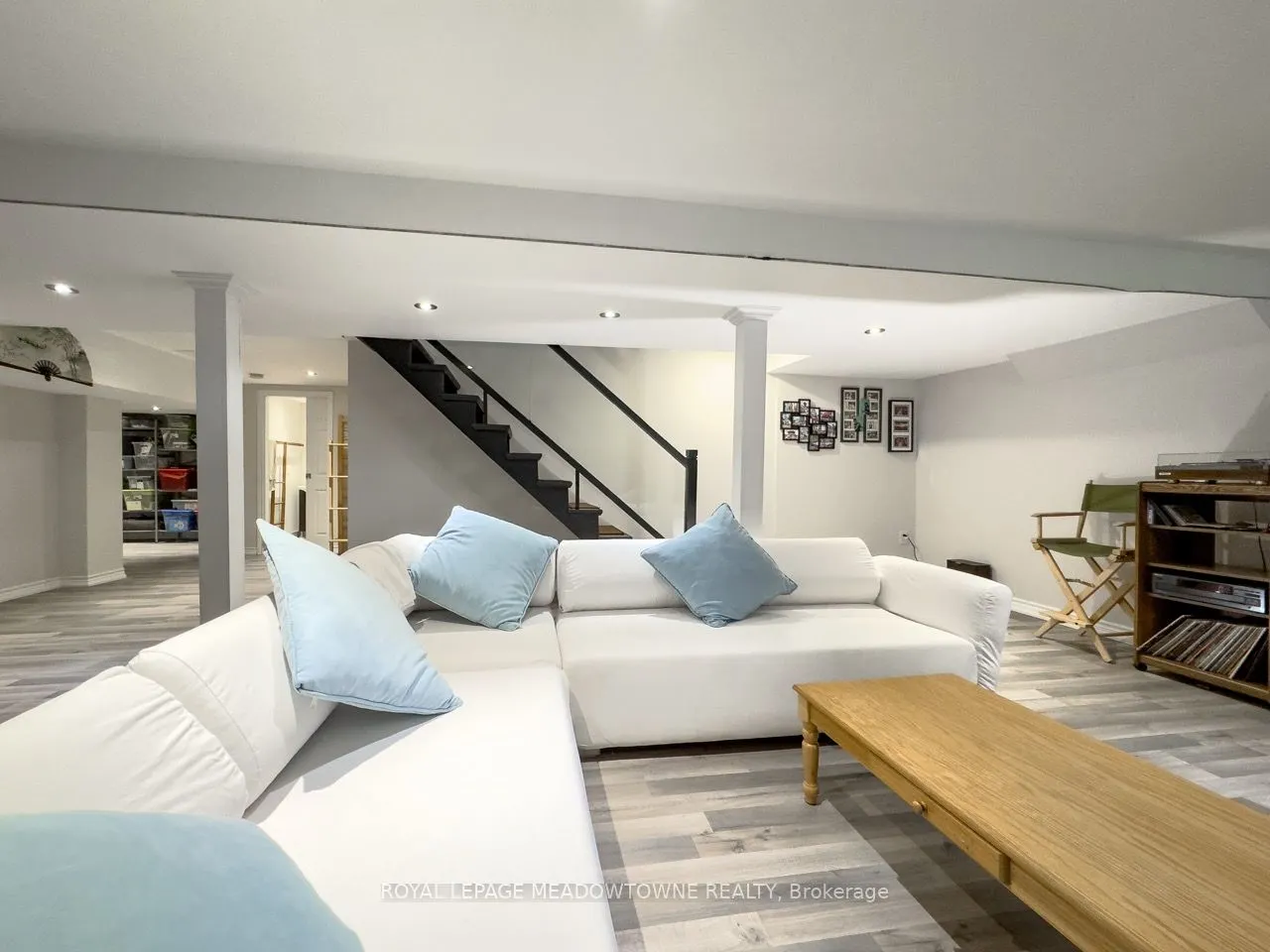 18 Cotswold Court