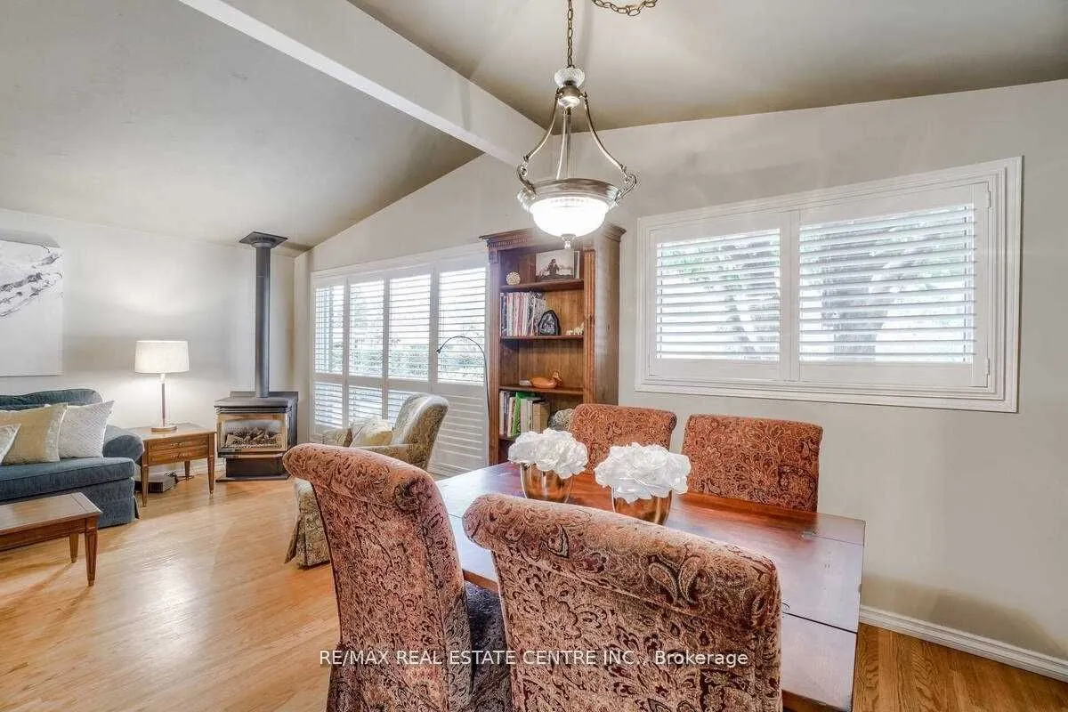 5386 Mericourt Road