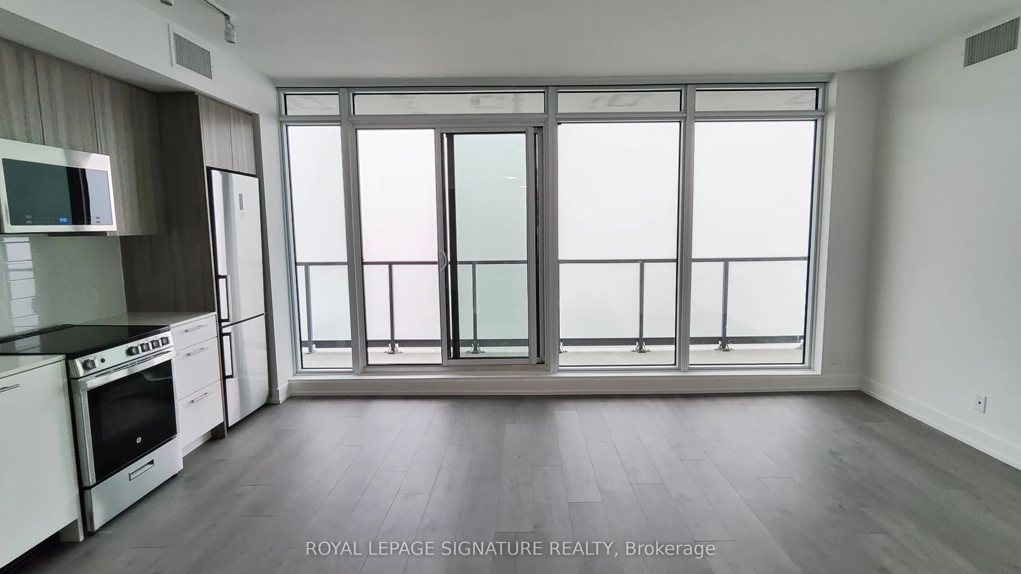 225 Veterans Drive, #1010