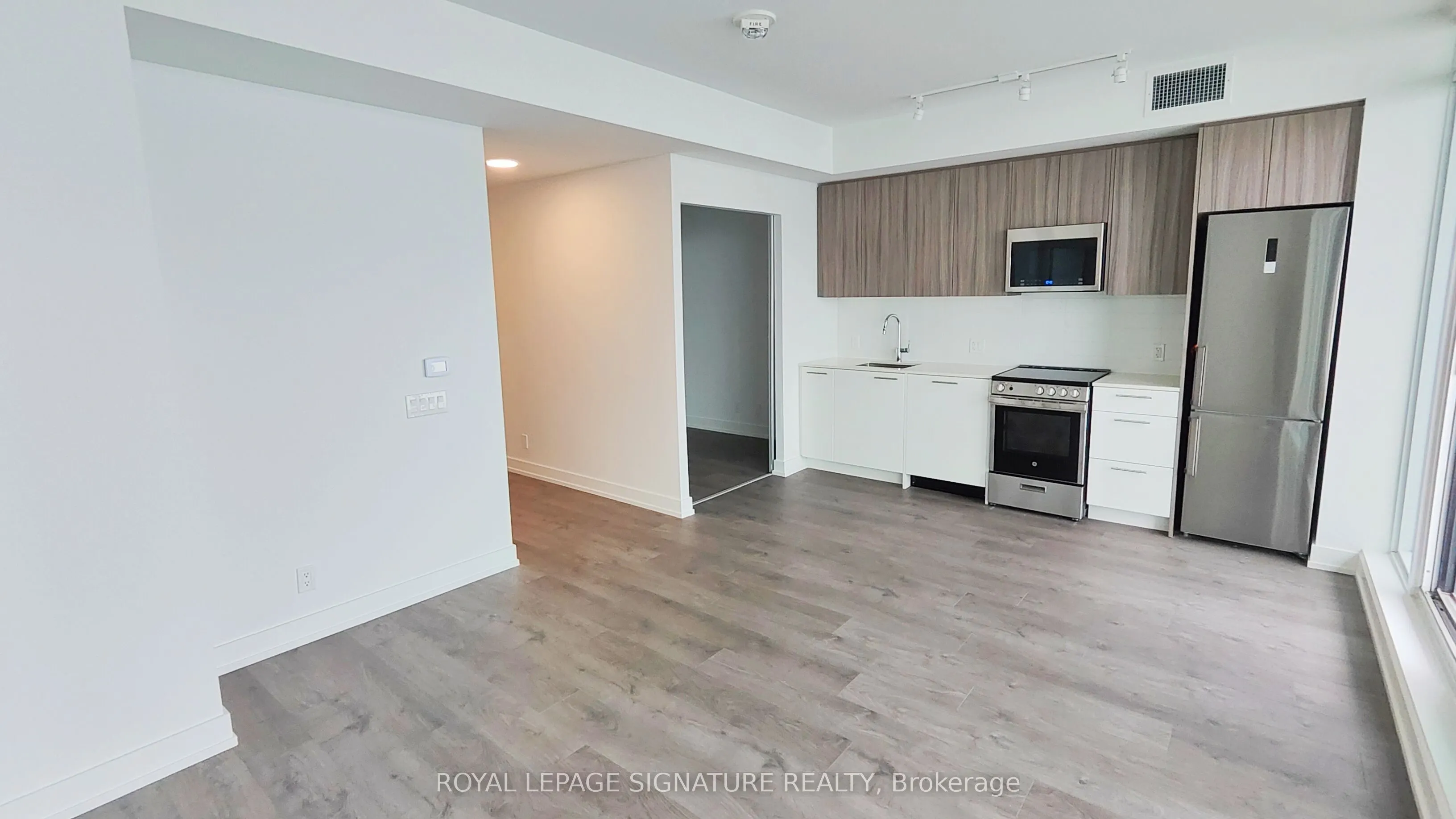 225 Veterans Drive, #1010