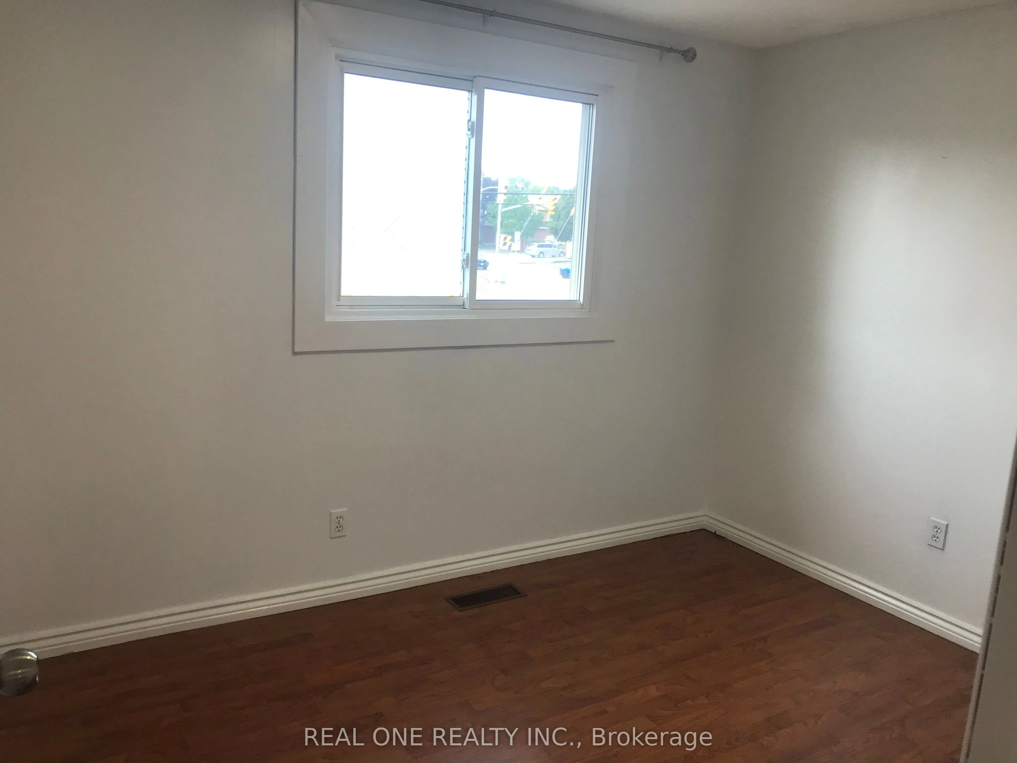 1580 Lancaster Drive, #28