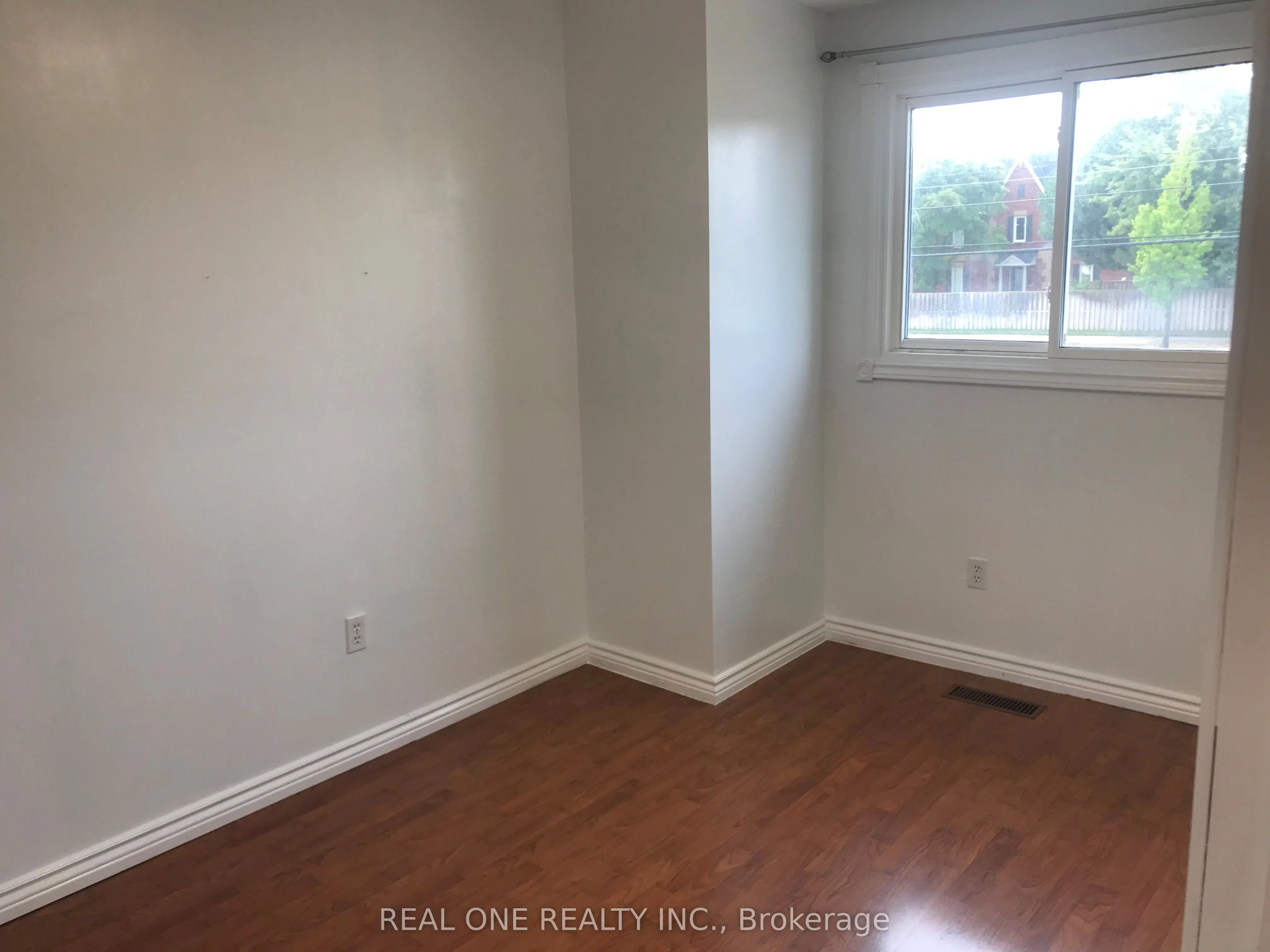 1580 Lancaster Drive, #28