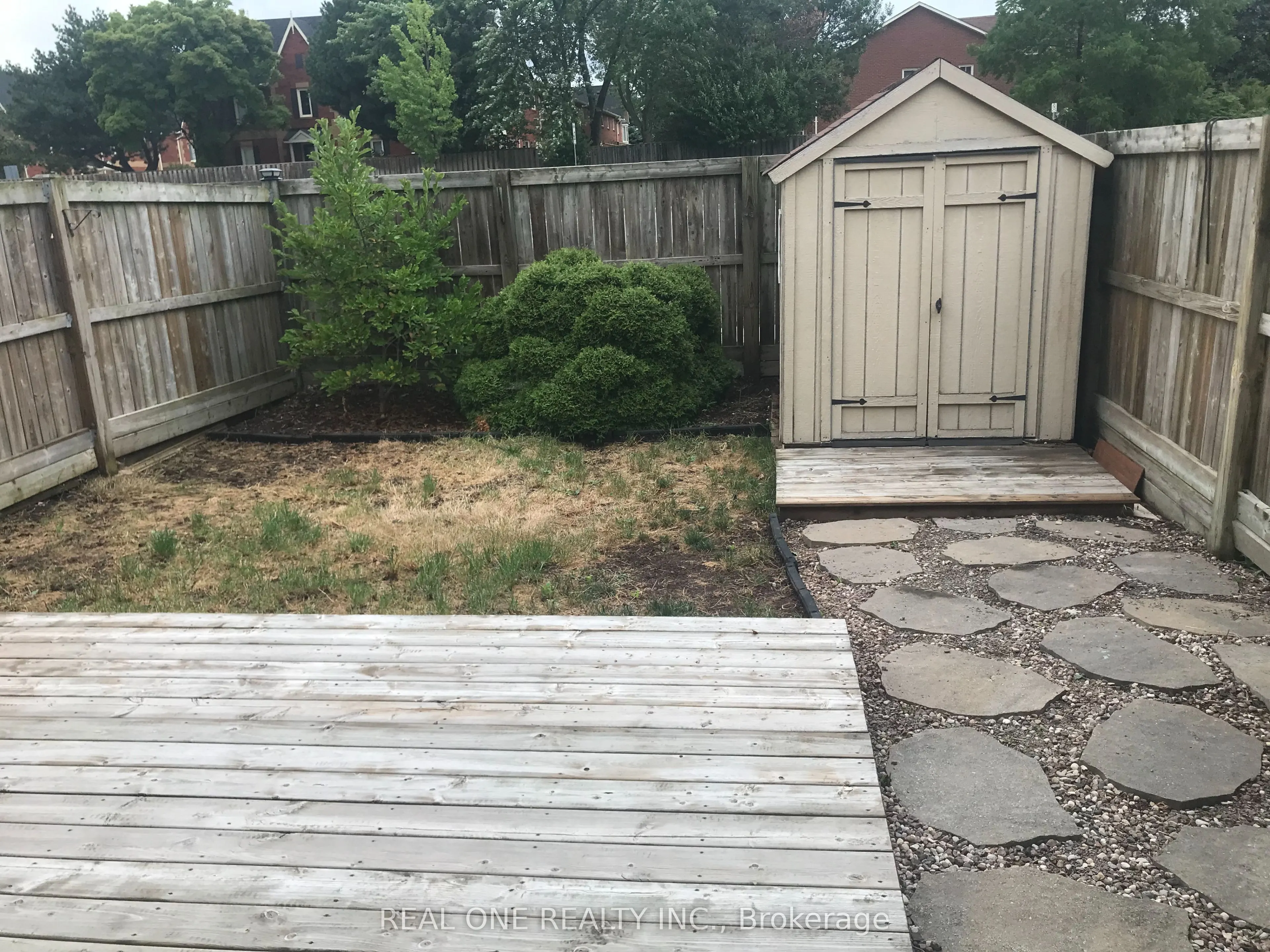 1580 Lancaster Drive, #28