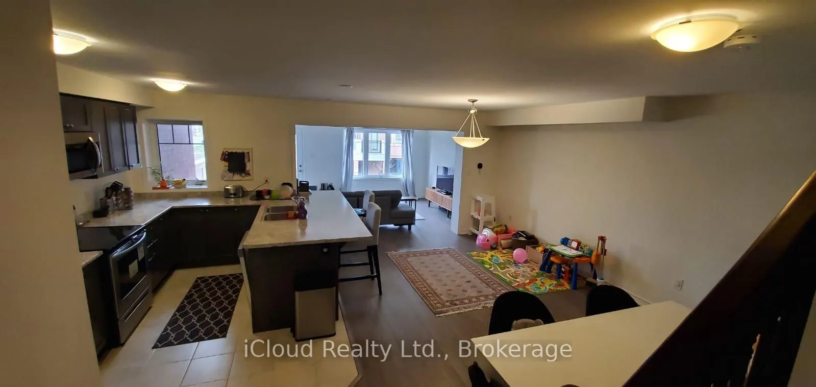 521 Fir Court