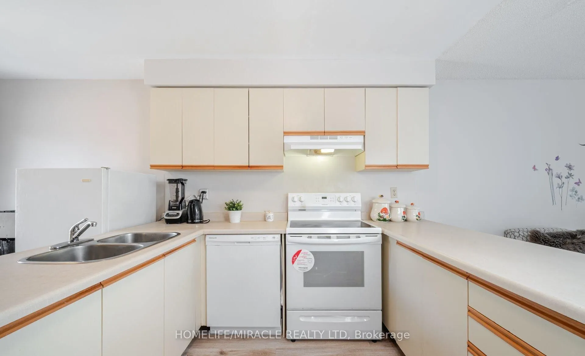 20 Wayne Nicol Drive, #18